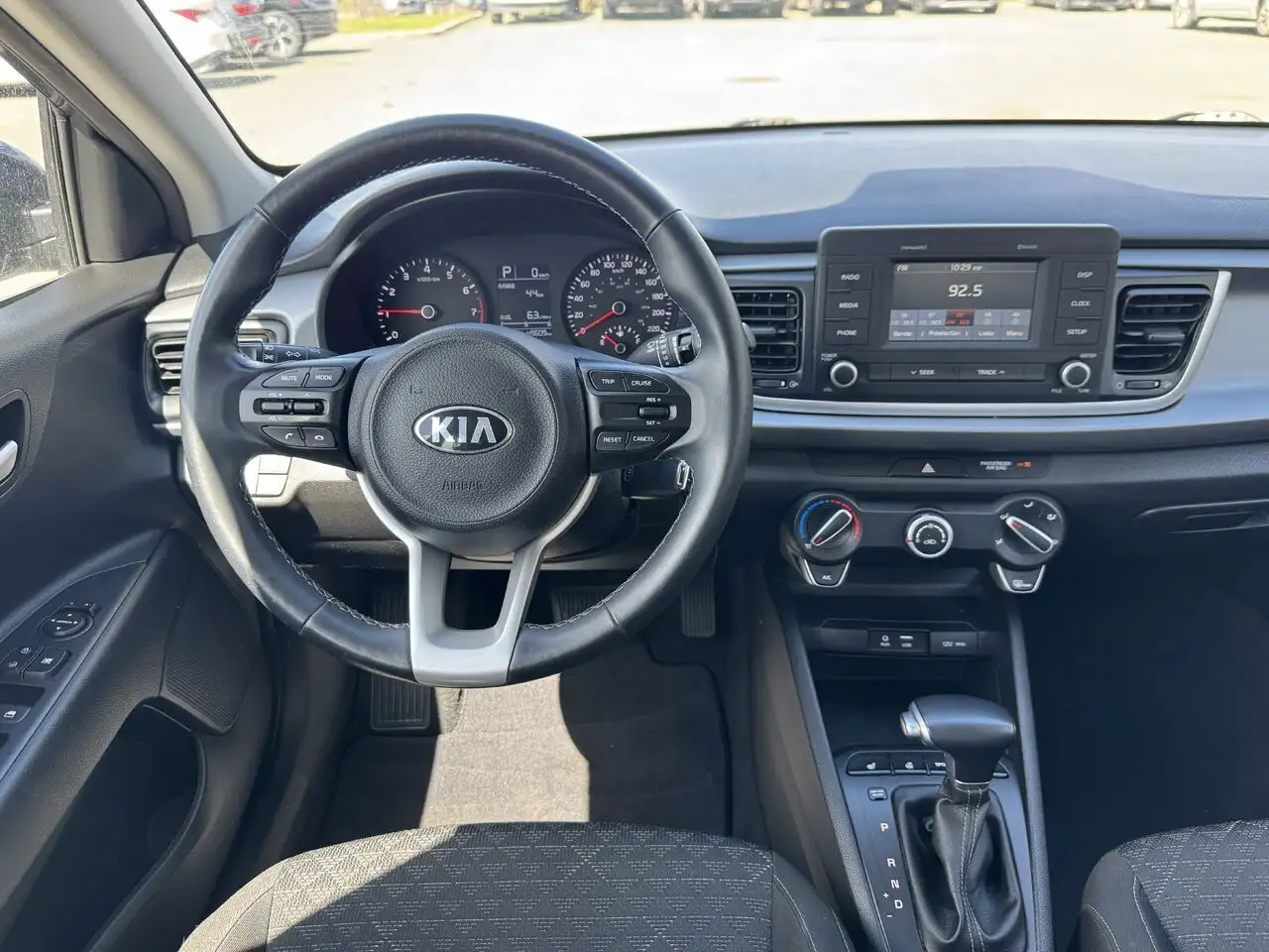 Kia Rio снимка Kia Rio