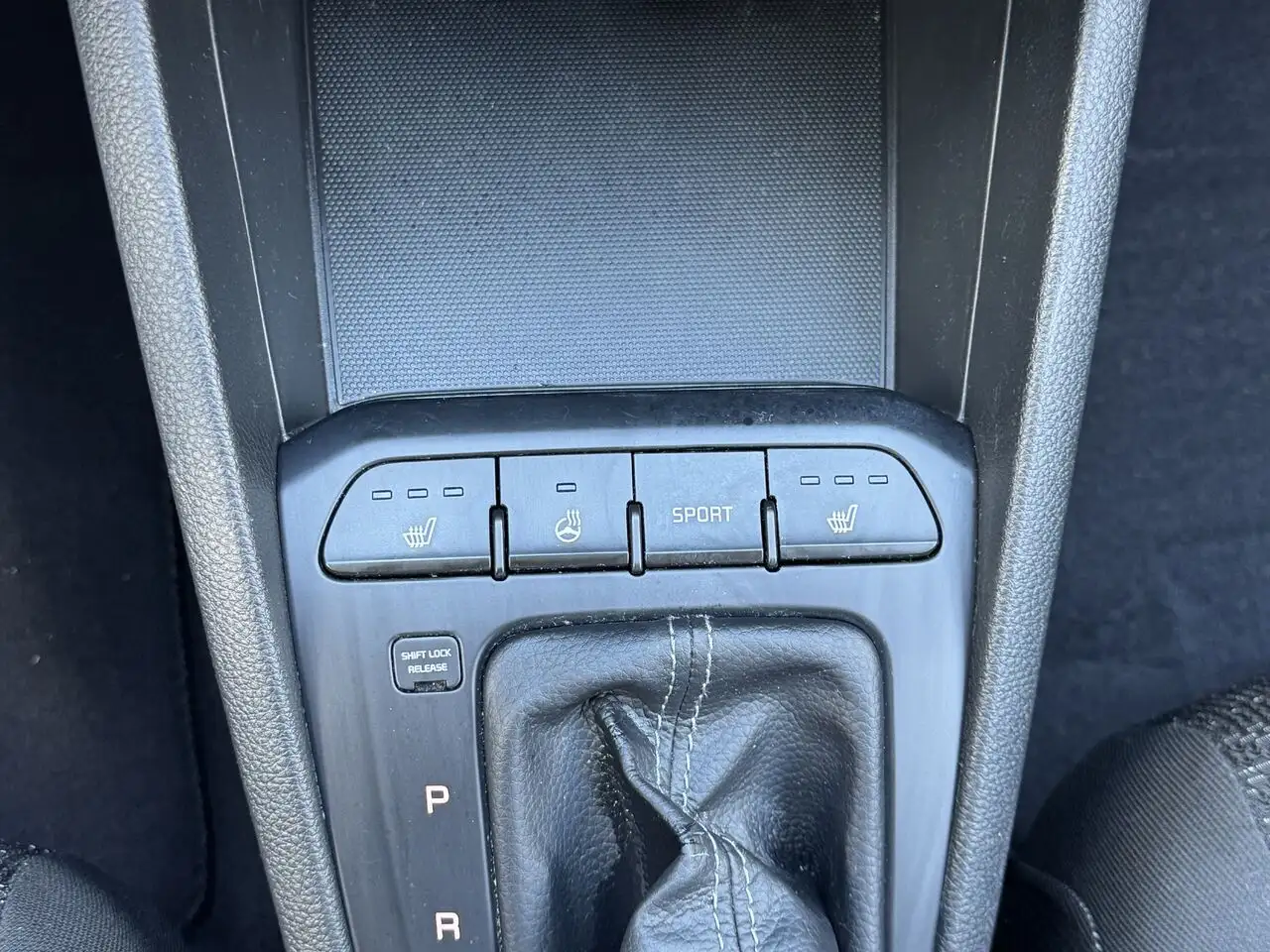 Kia Rio снимка Kia Rio