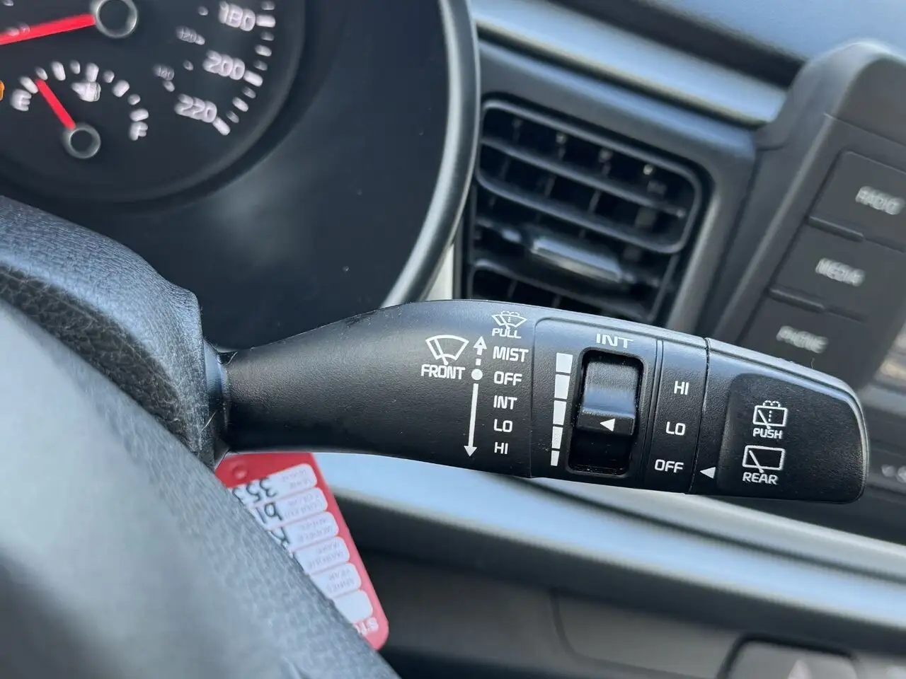 Kia Rio снимка Kia Rio