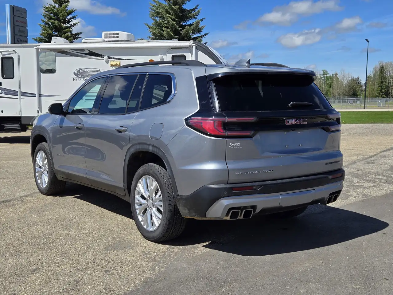 GMC Acadia photo GMC Acadia