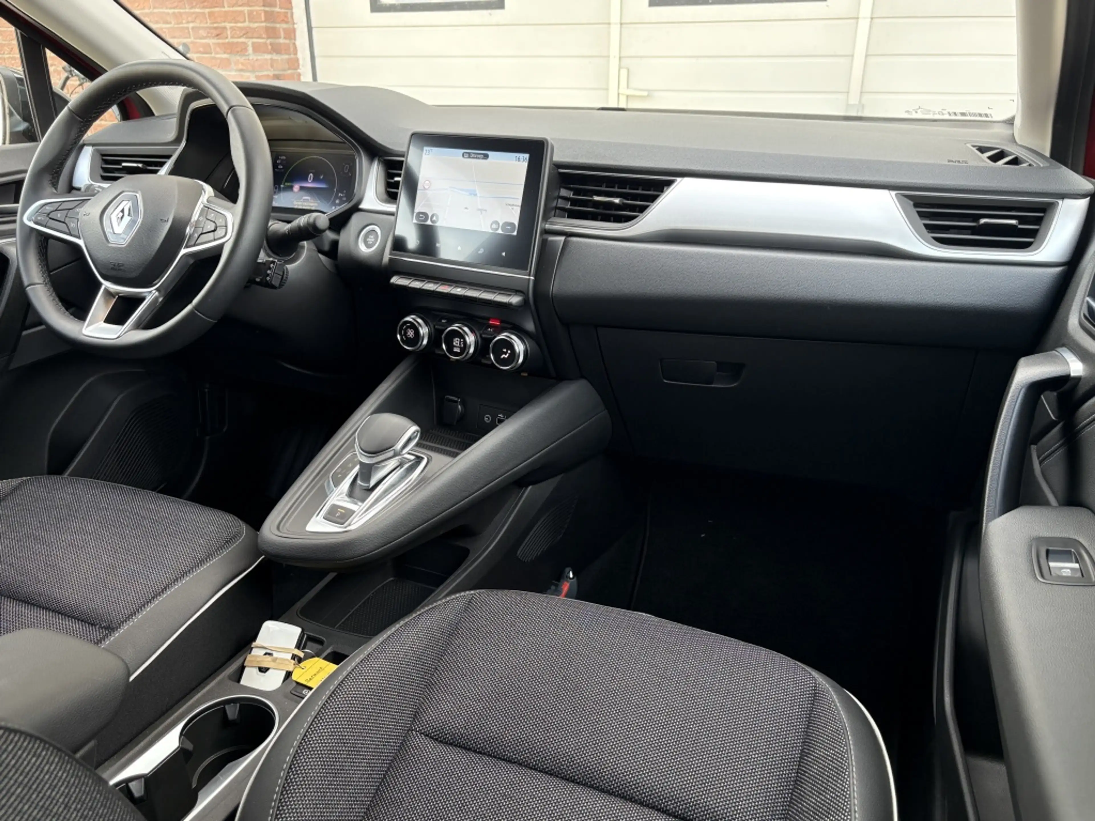 Renault Captur E-Tech full hybrid 145 Techno | Navi | Camera | Ap — photo 11
