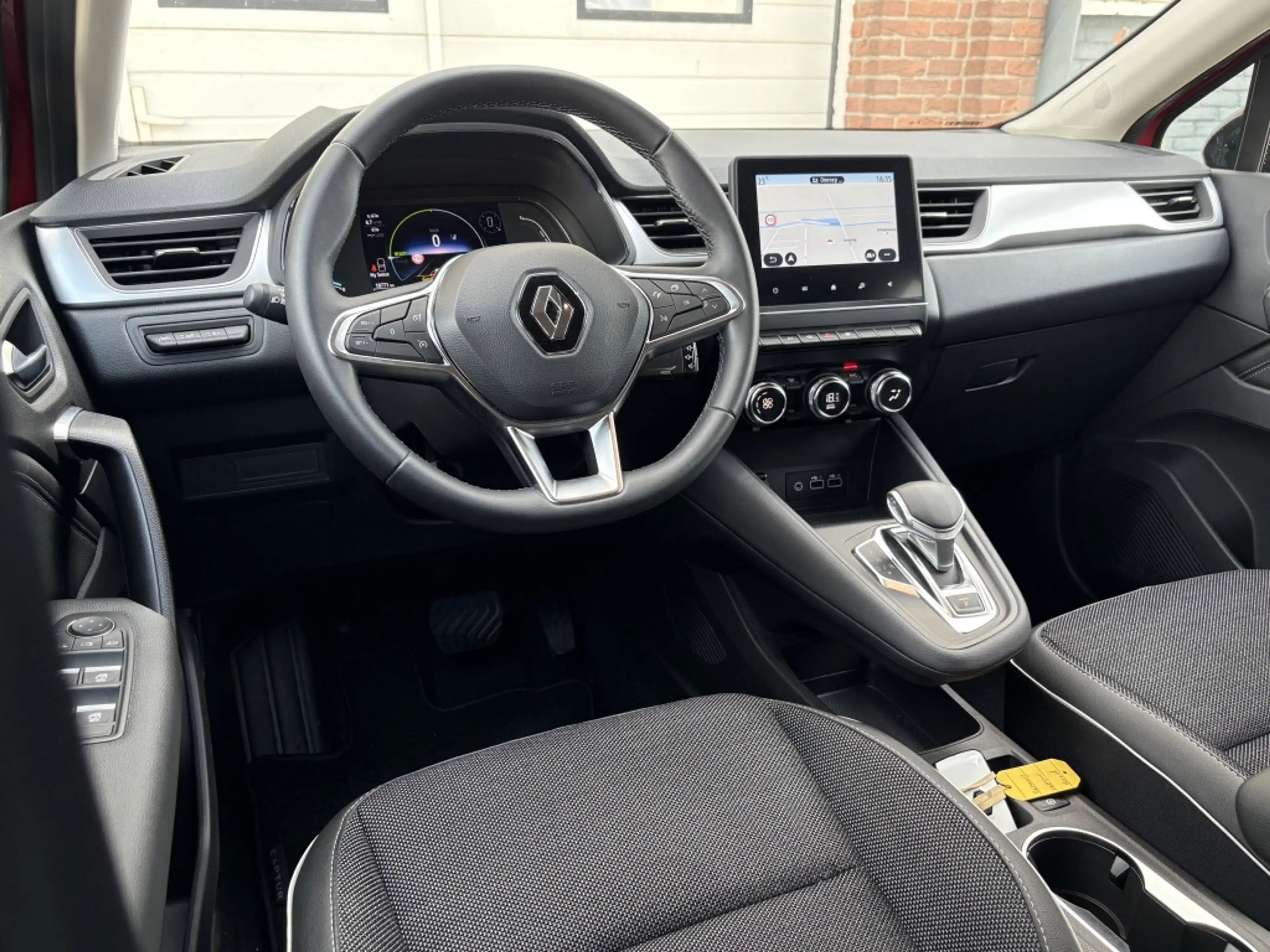 Renault Captur E-Tech full hybrid 145 Techno | Navi | Camera | Ap — photo 13