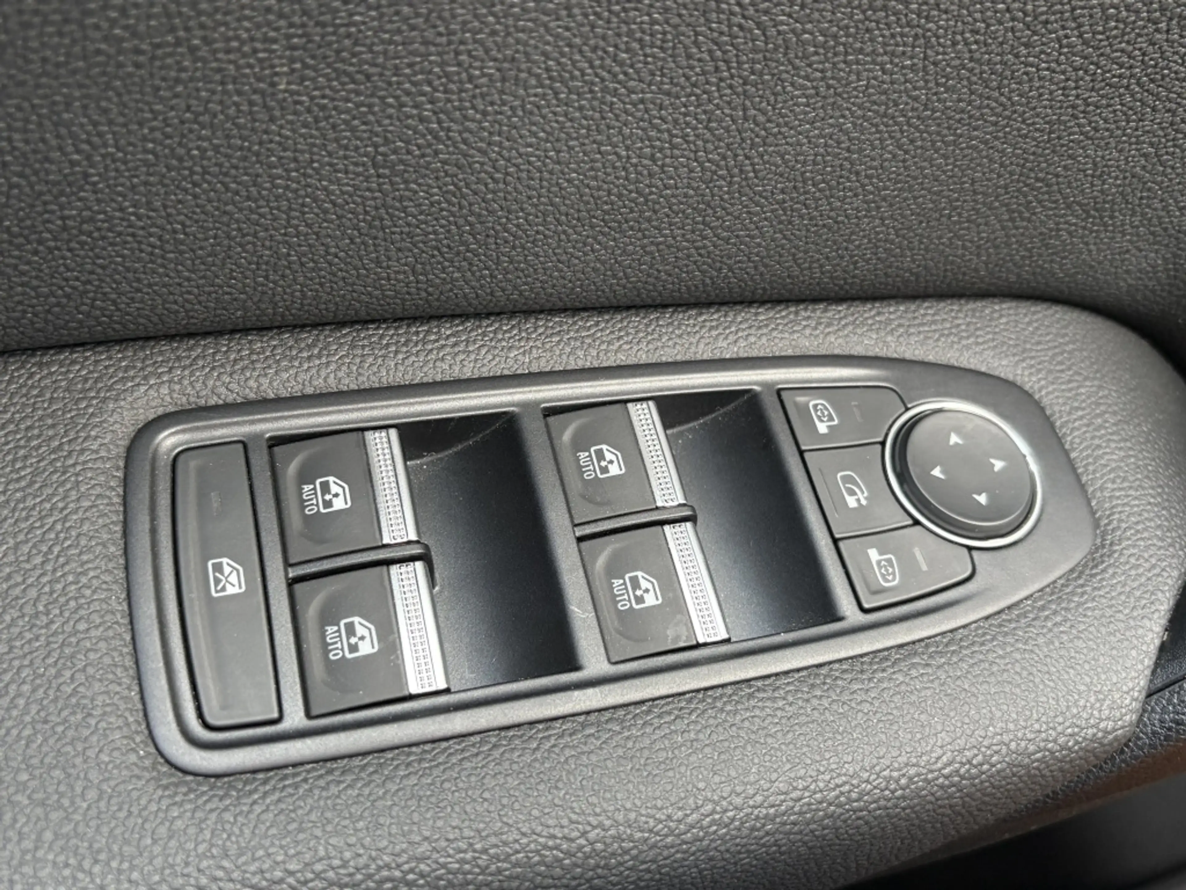Renault Captur E-Tech full hybrid 145 Techno | Navi | Camera | Ap — photo 15