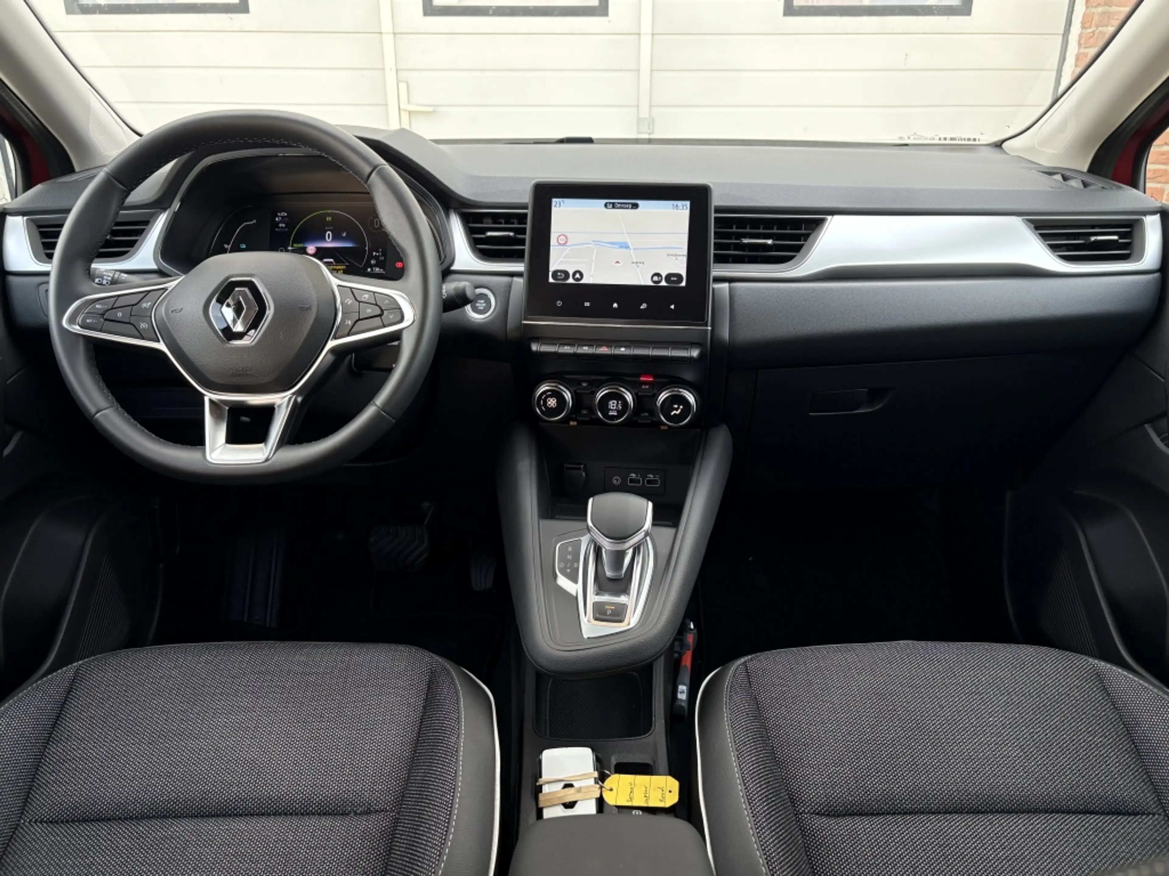 Renault Captur E-Tech full hybrid 145 Techno | Navi | Camera | Ap — photo 4