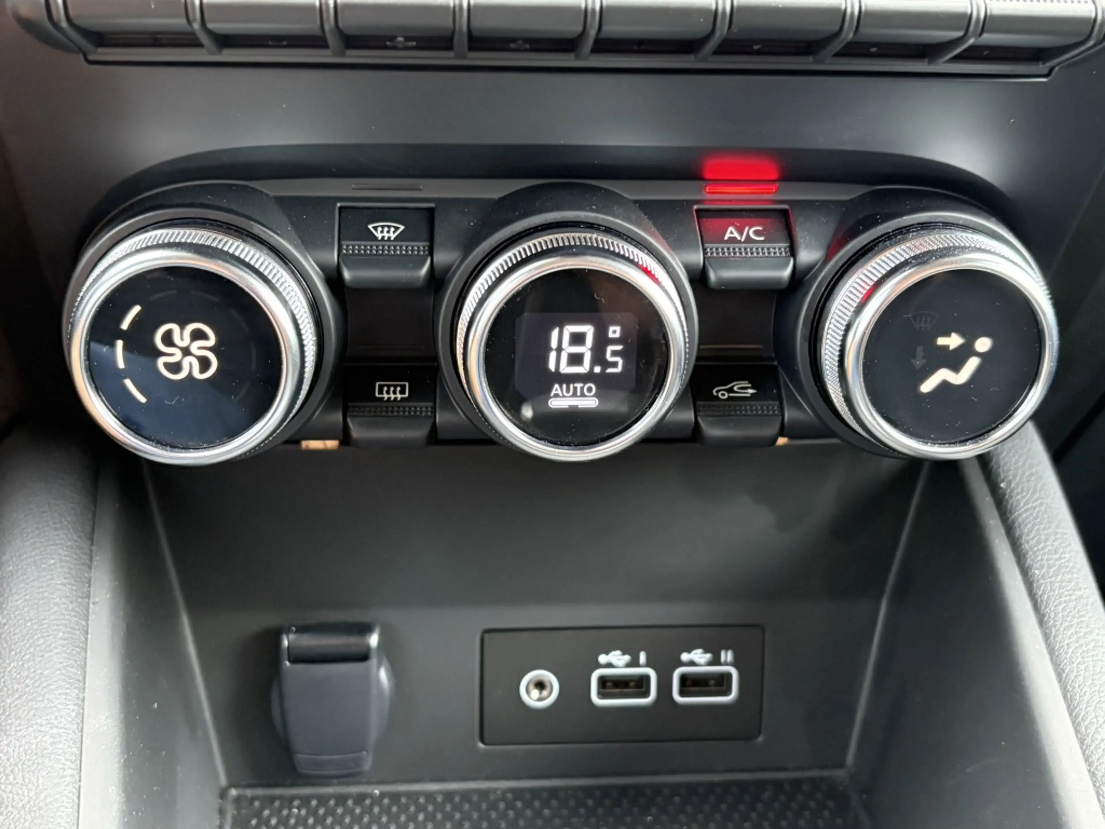 Renault Captur E-Tech full hybrid 145 Techno | Navi | Camera | Ap — photo 7