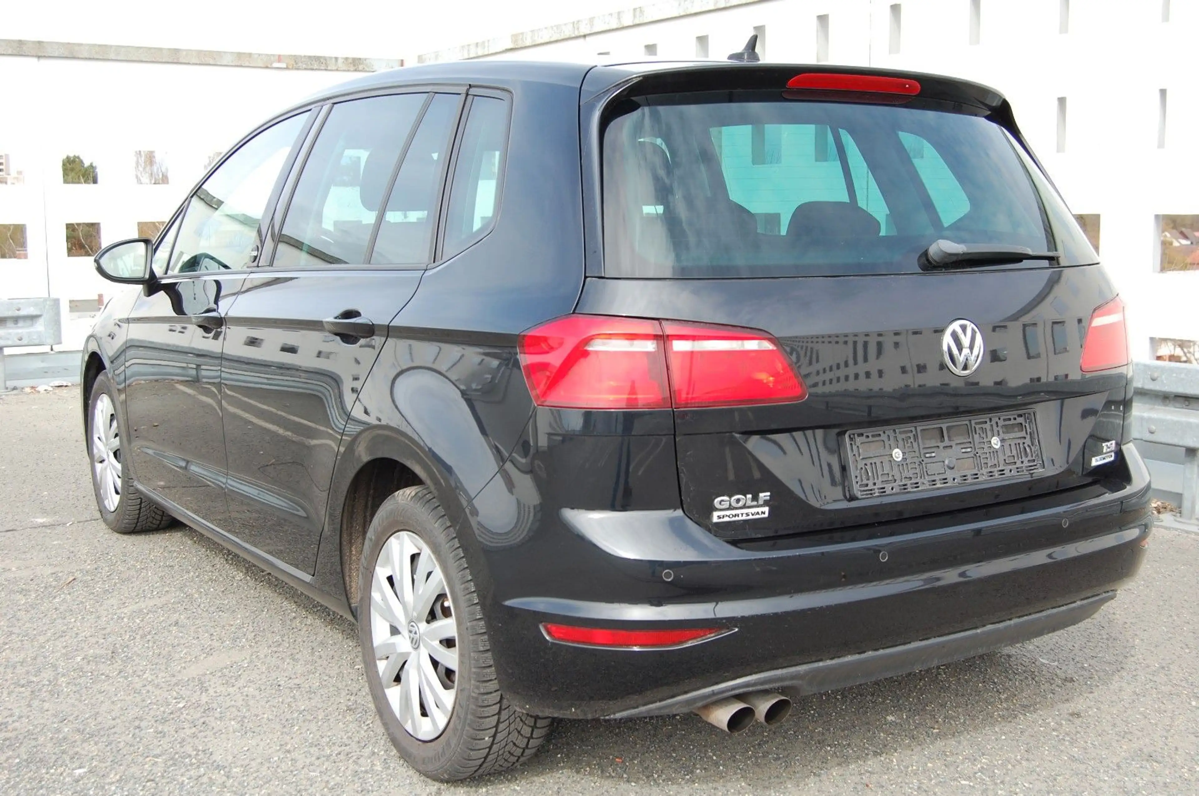 Volkswagen Golf Sportsvan 1.4 TSI DSG,Automatik,Navi,59Tkm. — photo 3