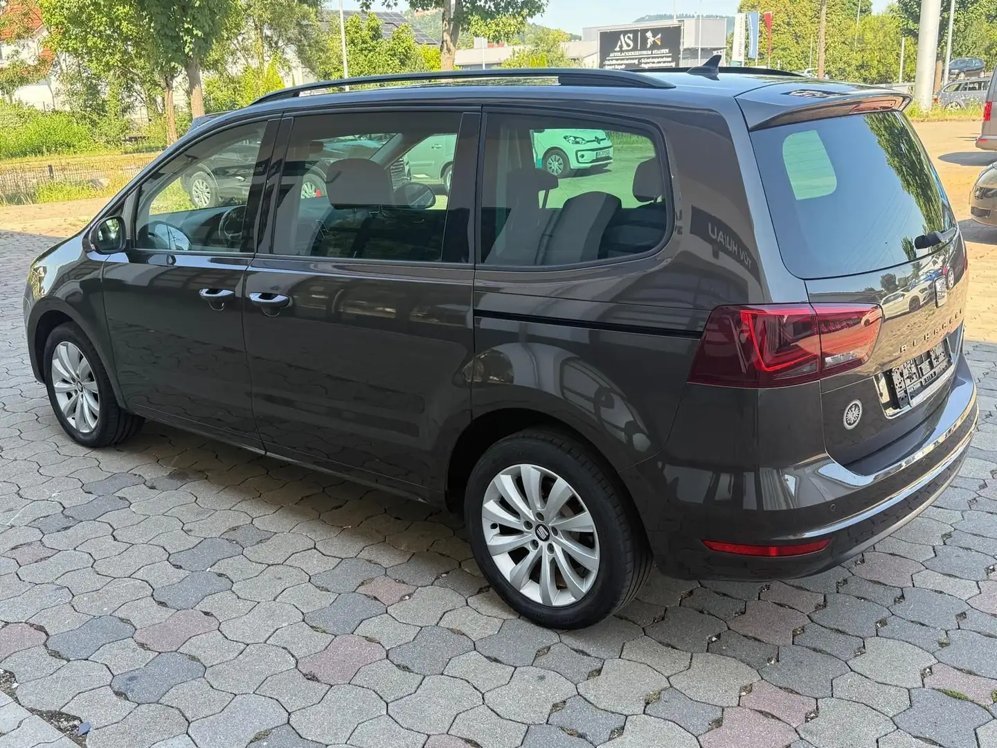 SEAT Alhambra Style 7 Sitze Navi  Xenon Brun - 2