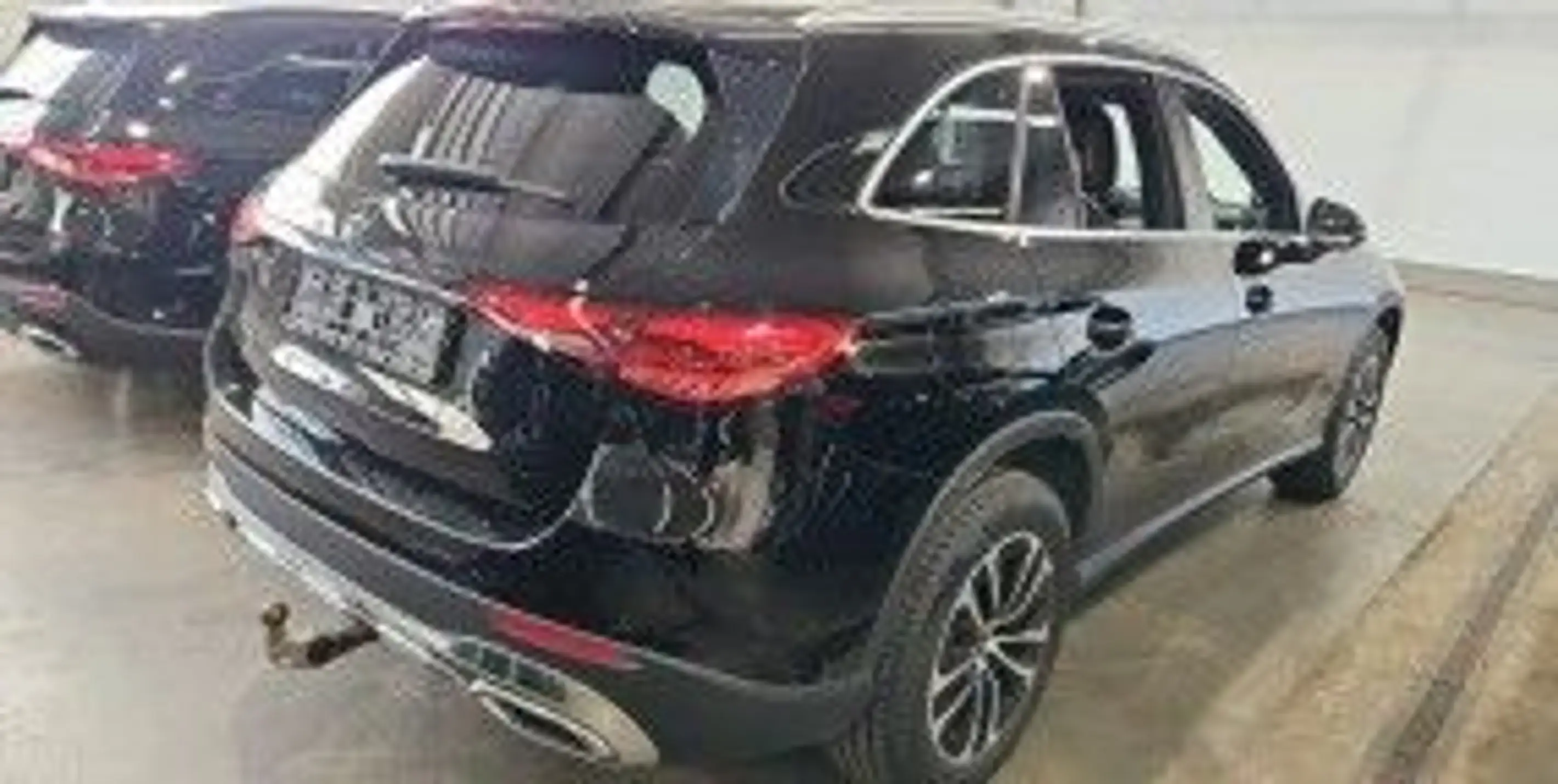 Mercedes-Benz GLC 220 d 4M Avantgarde DISTR+*RÜCKKAM*LED*AHK — photo 4