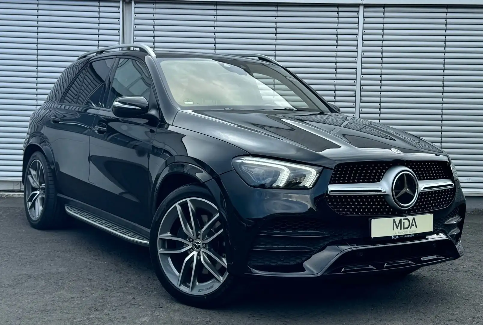 Mercedes-Benz GLE 400 d 4Matic AMG-Line 7-Sitzer Pano 22-Zoll Black - 1