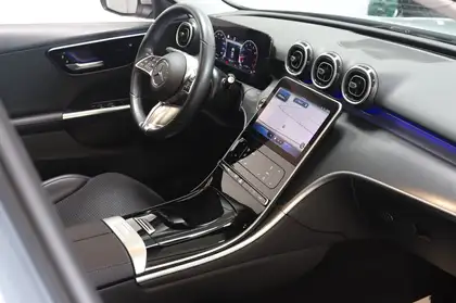 Annonce voiture d'occasion Mercedes-Benz C 200 - CARADIZE