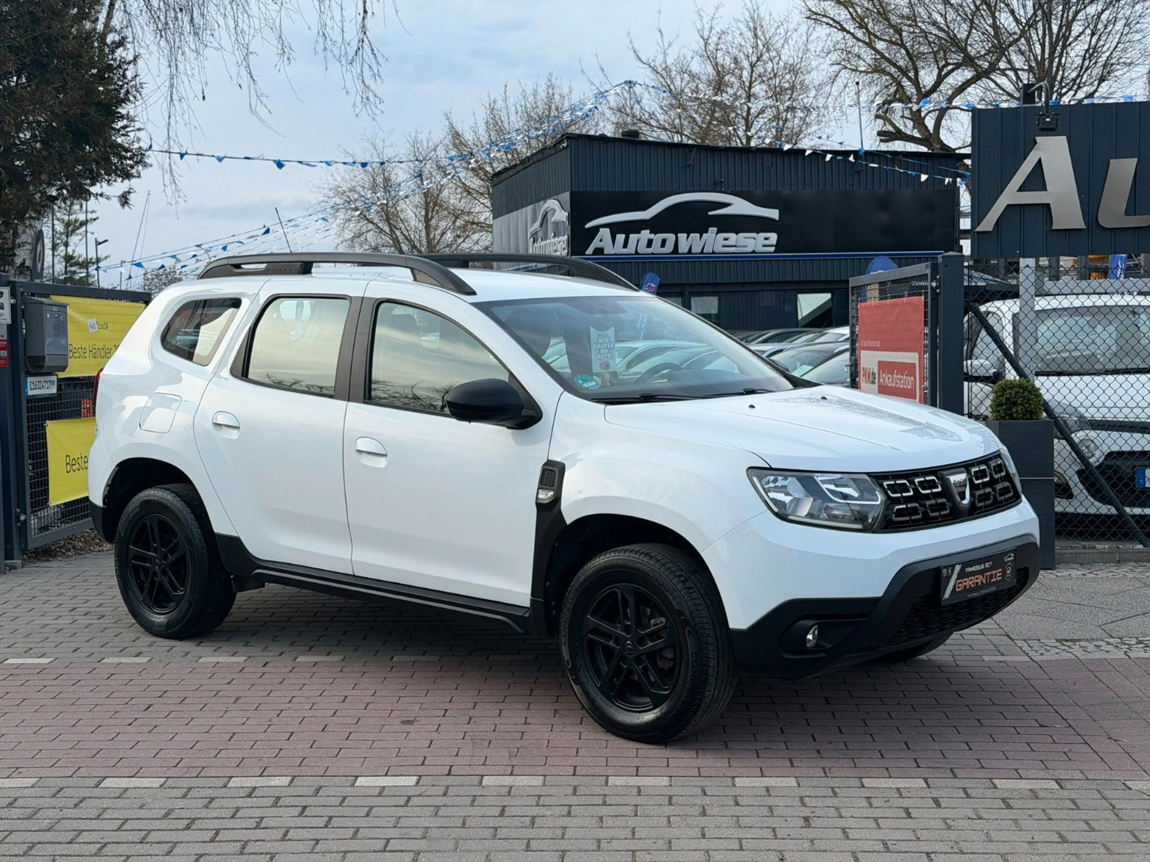 Dacia Duster II 1.6 Comfort*Nav*Carplay*Klima*Temp*PDC