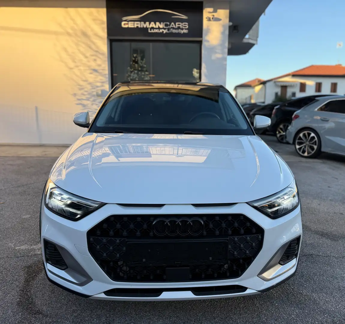 Audi A1 A1 Citycarver 30 1.0 tfsi Allstreet 116cv s-tronic Bianco - 1