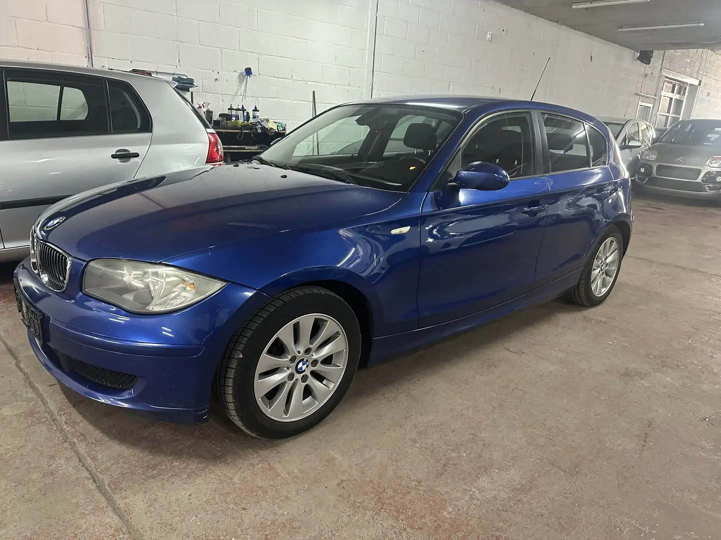 BMW 118 118d 143 ch Confort - 1