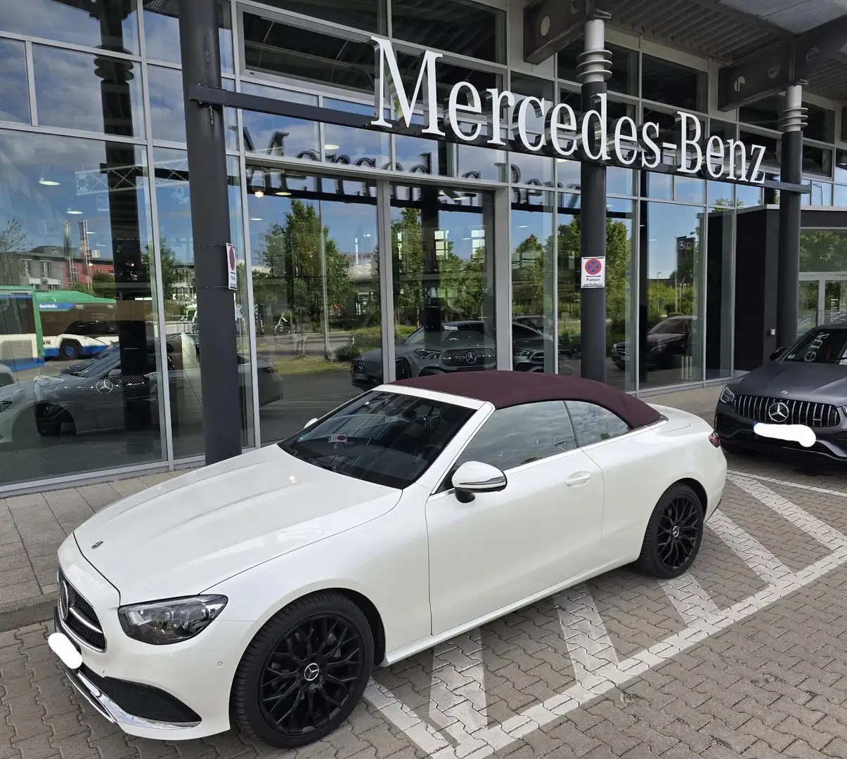 Mercedes-Benz E 220 d 4Matic Cabrio 9G-TRONIC Avantgarde - 1
