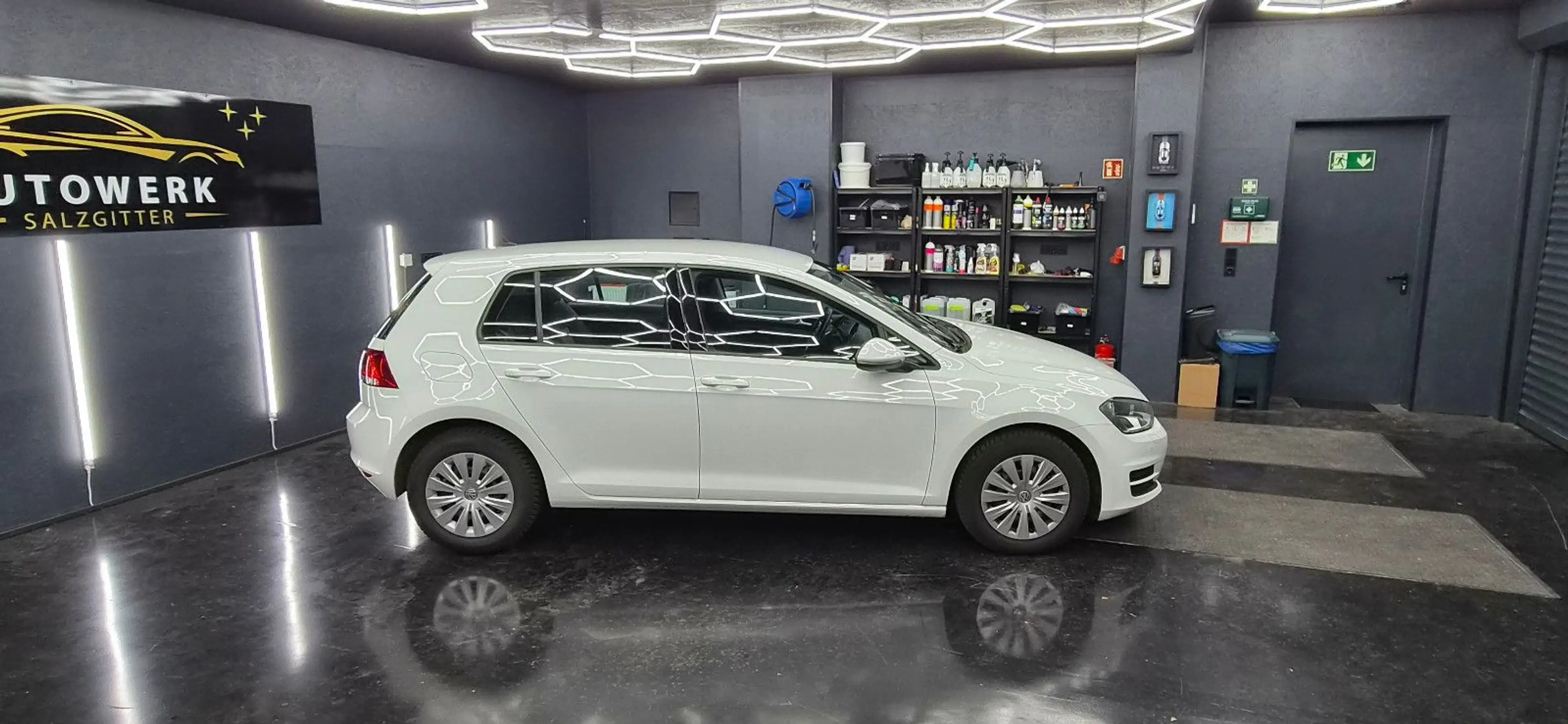 Volkswagen Golf VII Lim. Trend. BMT Navi.SHZ.Scheckh.Diesel — photo 7