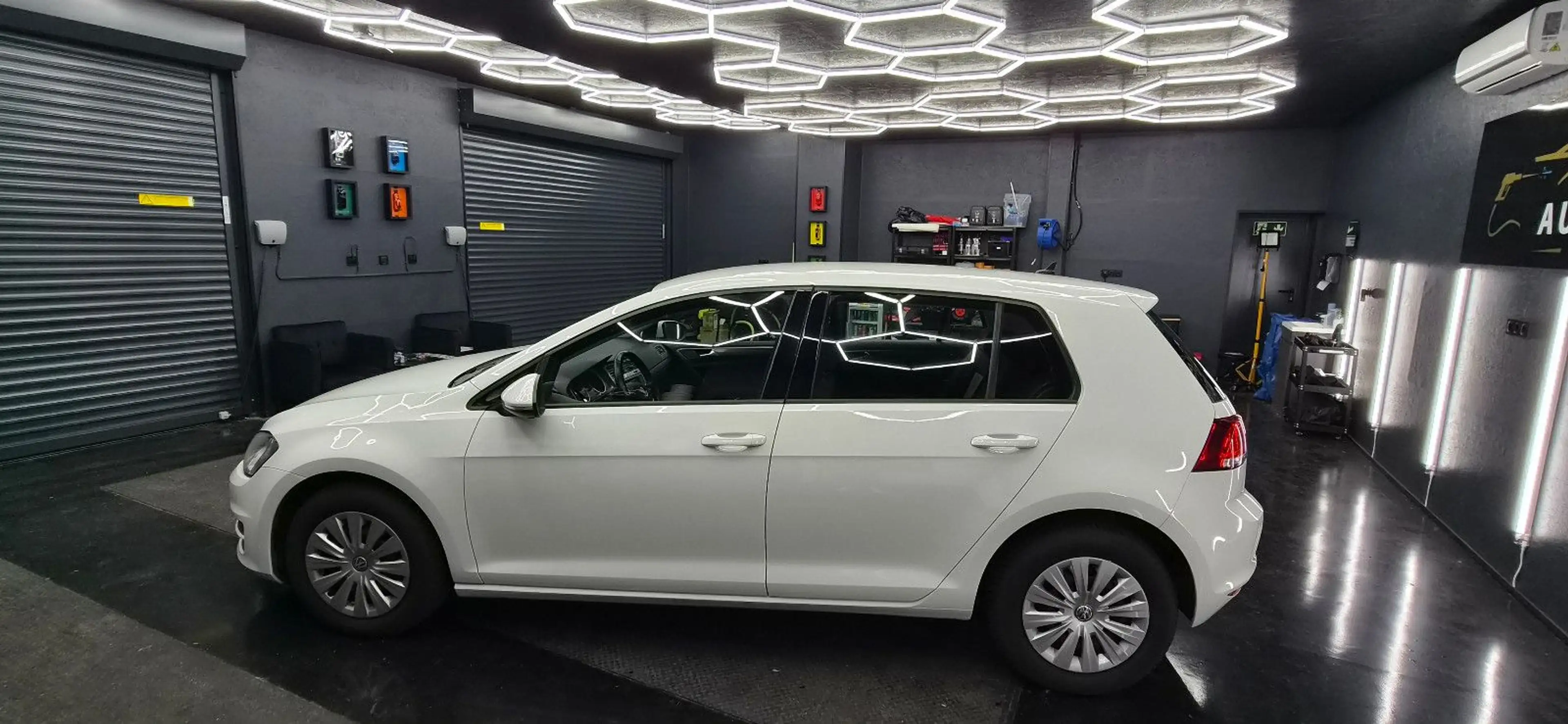 Volkswagen Golf VII Lim. Trend. BMT Navi.SHZ.Scheckh.Diesel — photo 14