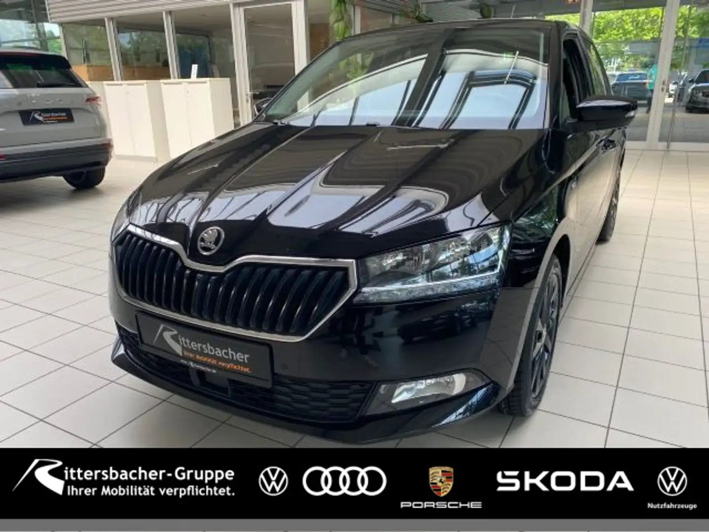 Skoda Fabia 1.0 TSI Drive 125 PDC Klima Sitzheizung Schwarz - 1