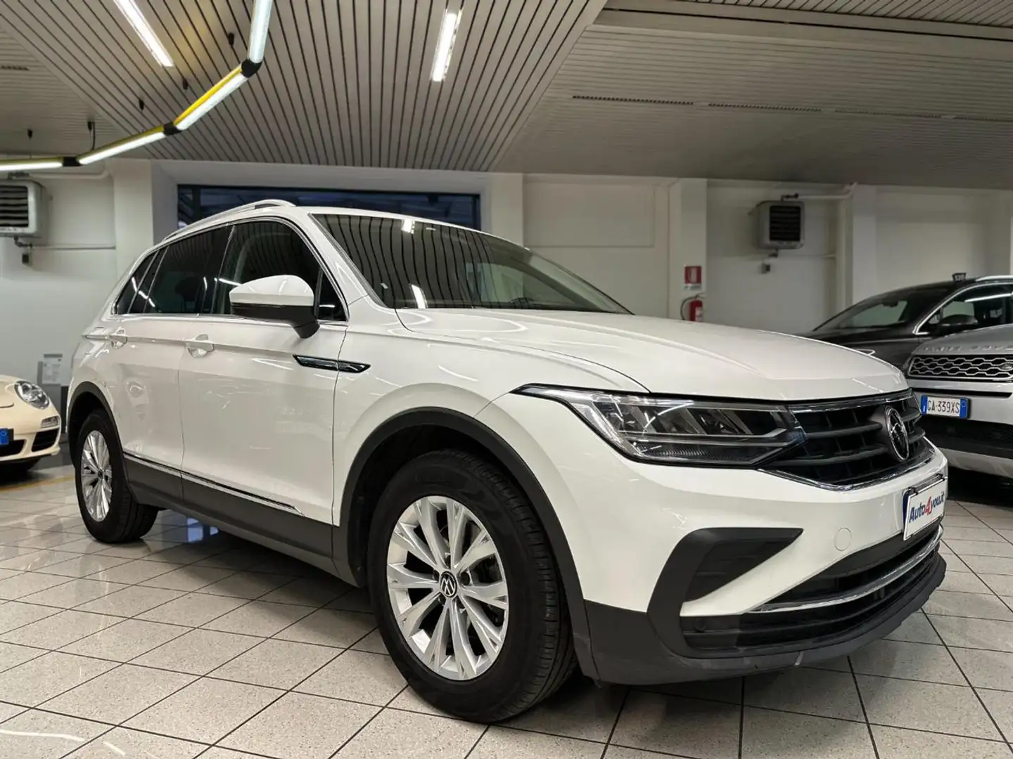 Volkswagen Tiguan 2.0 TDI 150 CV DSG Life UNICO PROPRIETARIO IVA ESP Blanco - 1