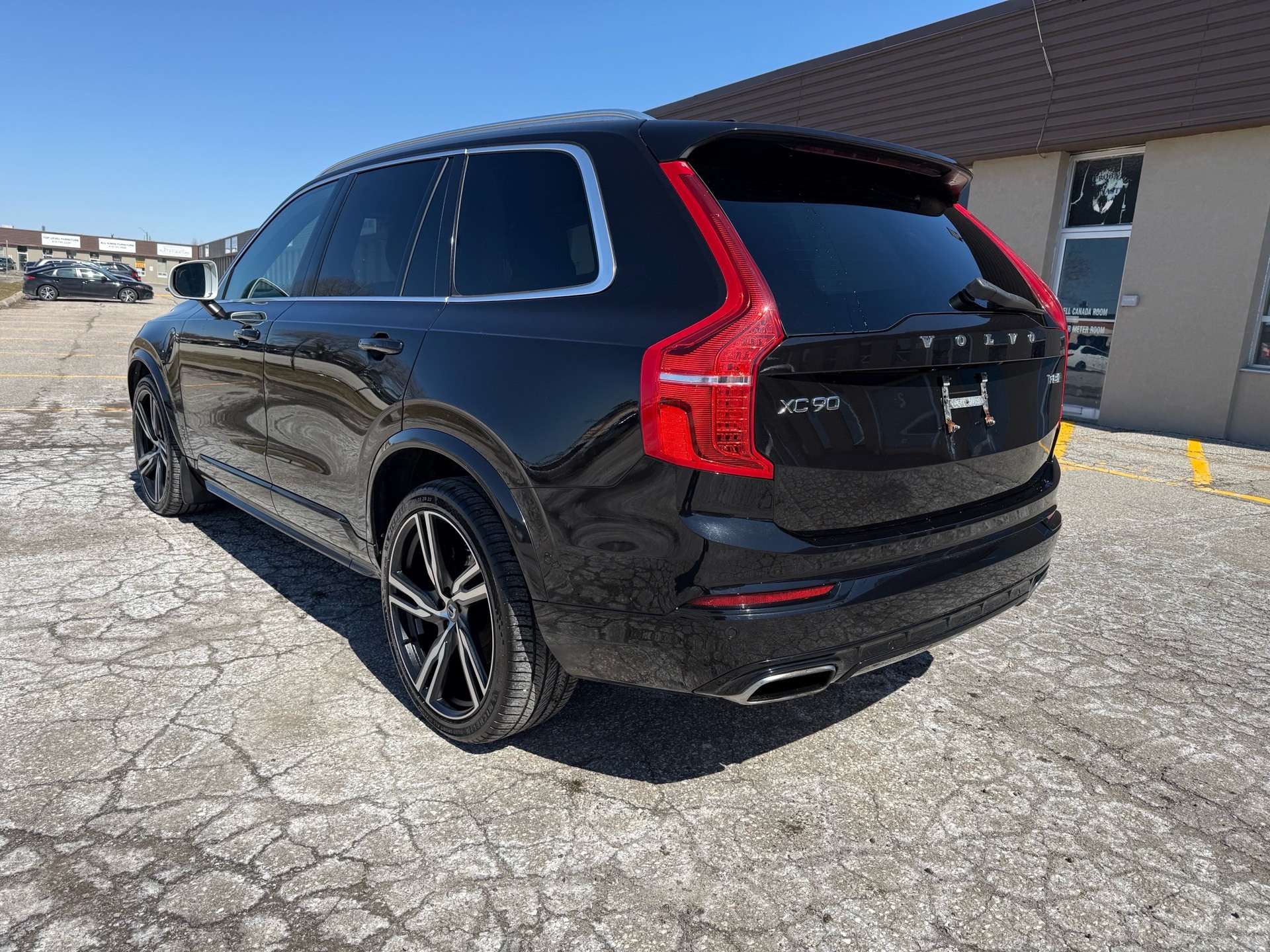 2017 Volvo XC90 AWD 5dr T8 R-Design Plug-in Hybrid Navigation/H.U. alt 3