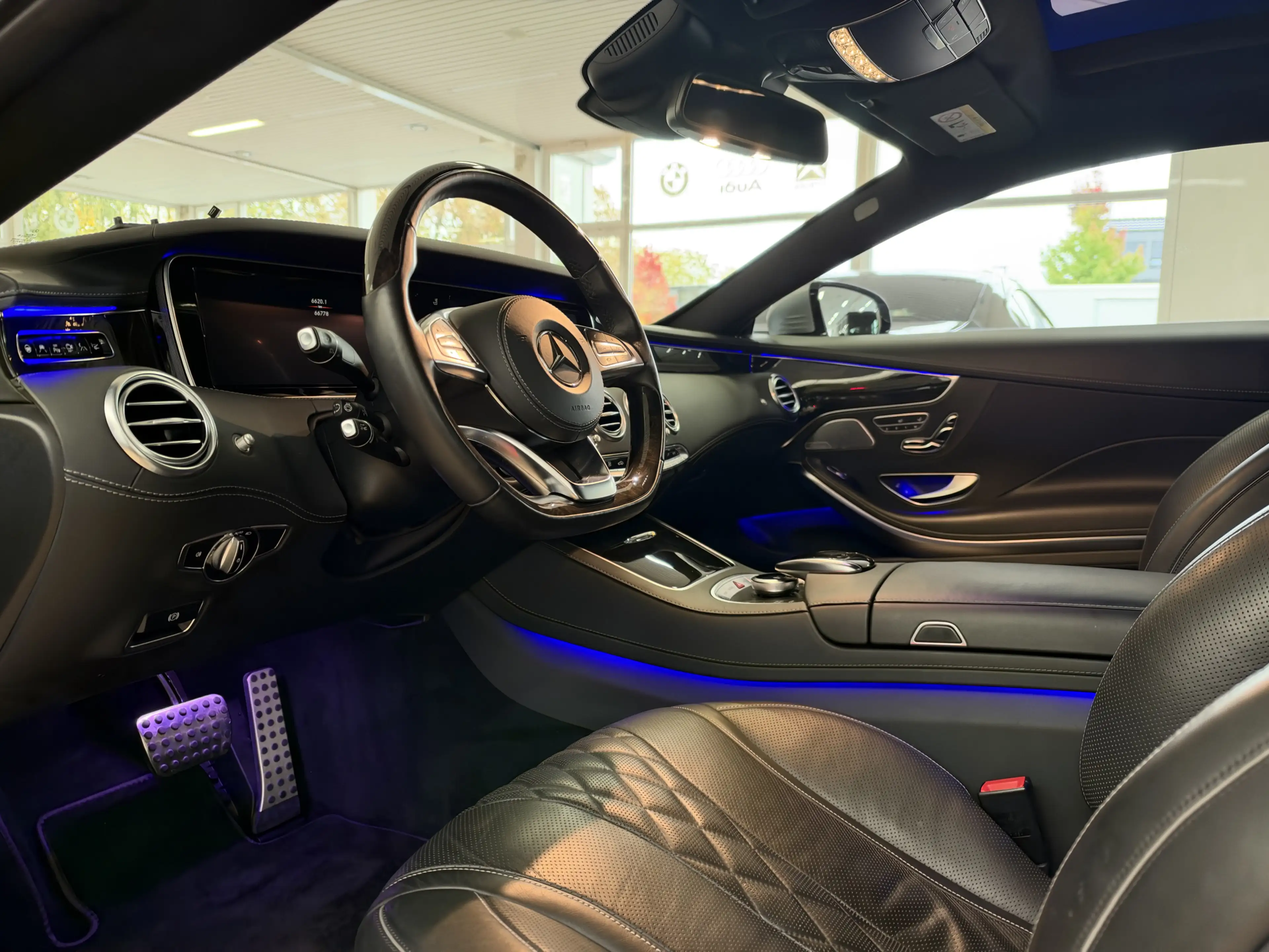 Mercedes-Benz S 500 4Matic*AMG-LiNE*LED*SWAROVSKi*360*LuFT — photo 11