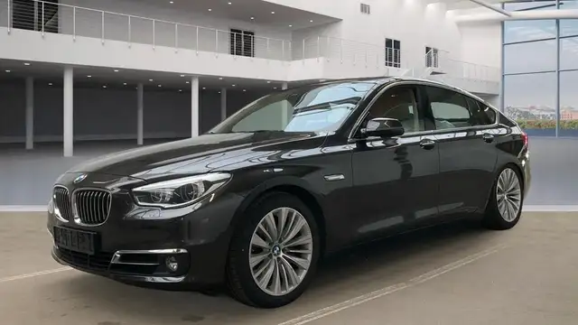 BMW 535 iA GT Navi/Kamera/LED/Panorama/2.Hand
