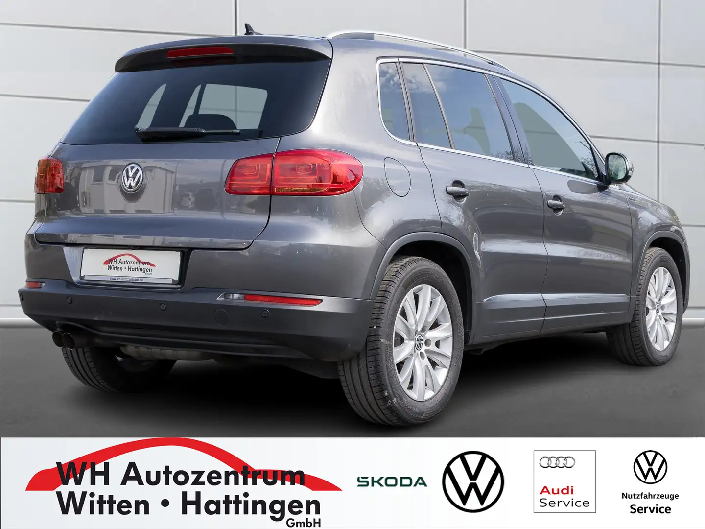 Volkswagen Tiguan 1.4 TSI Lounge Sport & Style NAVI AHK REARVIEW ... Gris - 2