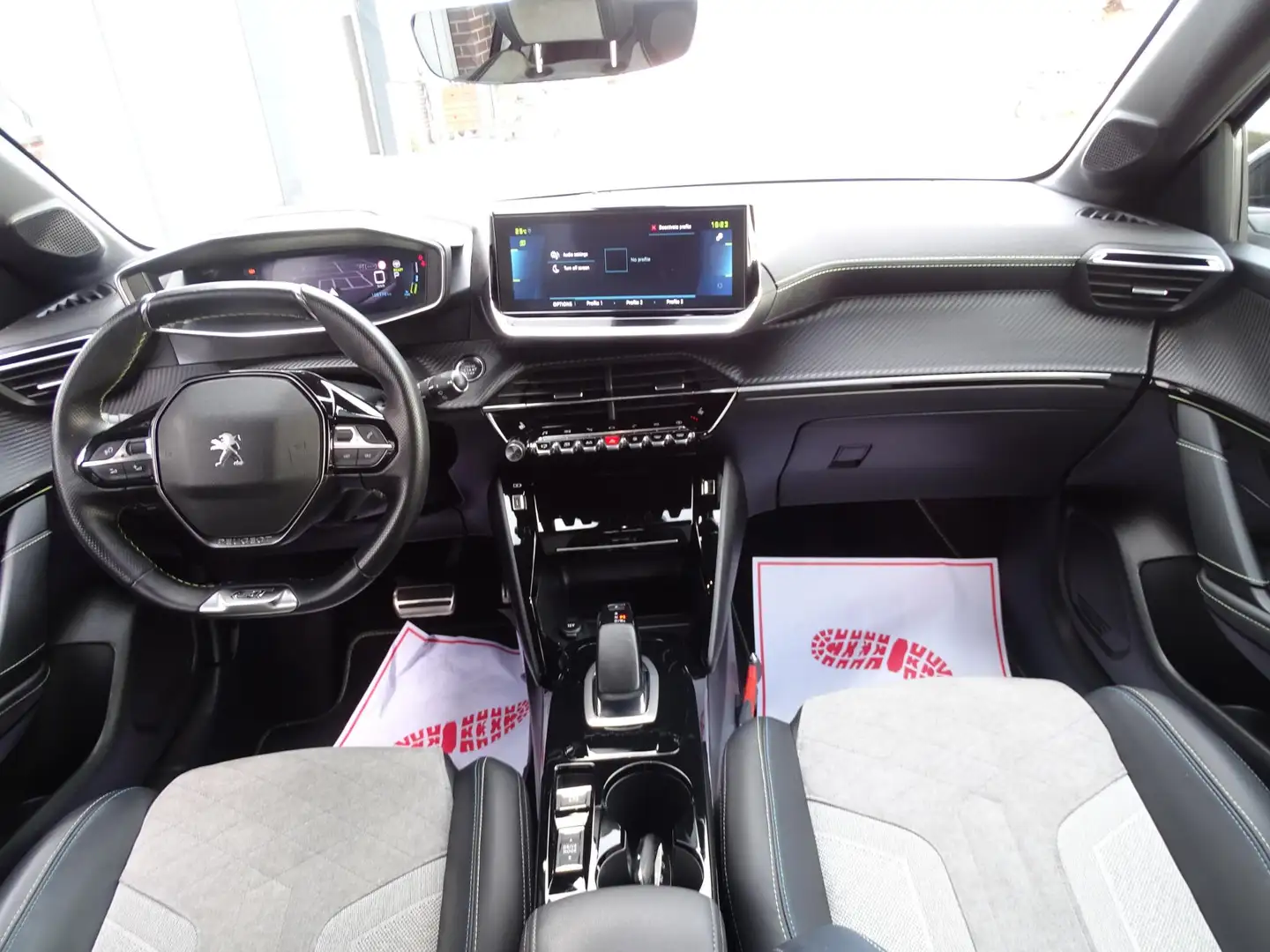 Peugeot e-208 EV GT 350 50 kWh AUTOMAAT| NAVIGATIE|VIRTULE DISPL Gris - 2