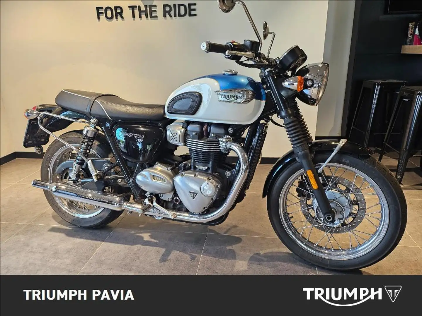 Triumph Bonneville T100 Black Grigio - 1