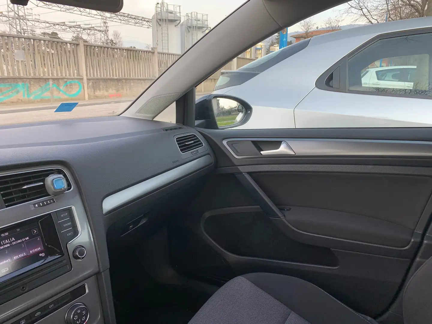 Volkswagen Golf VII serie 1.6 TDI 90 cv Blu/Azzurro - 2