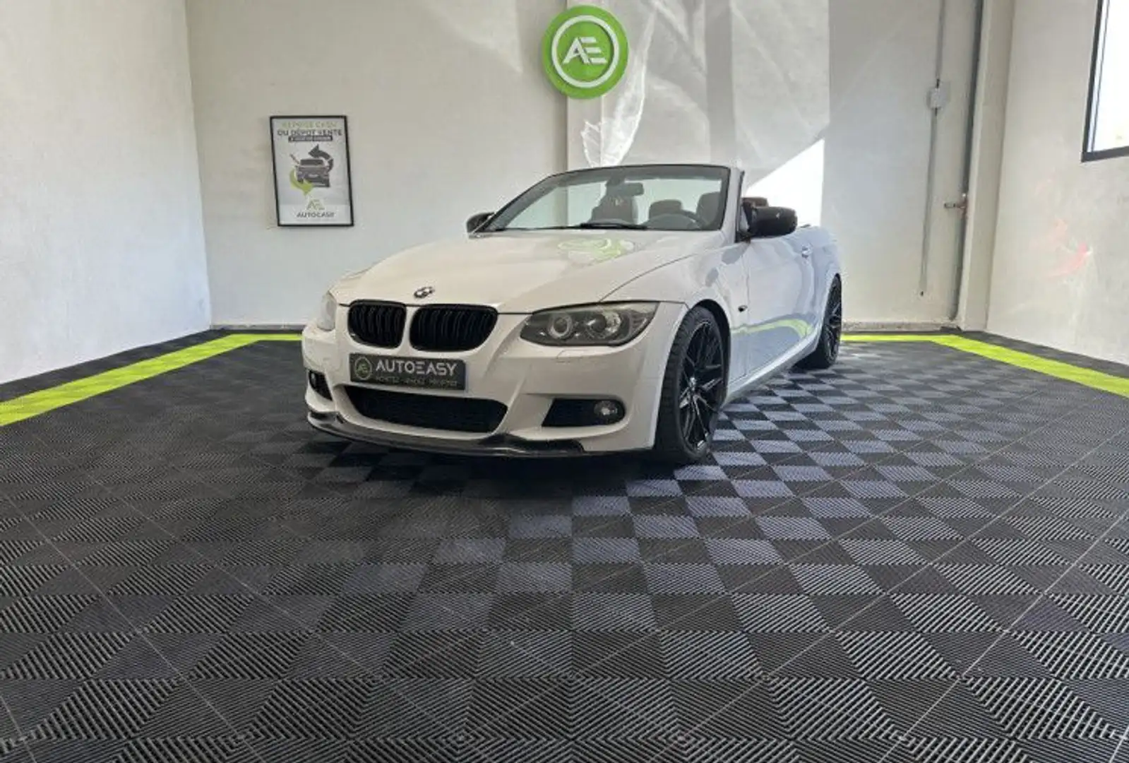 BMW 335 Cabriolet 335is 326ch Limited Sport Edition Blanc - 1