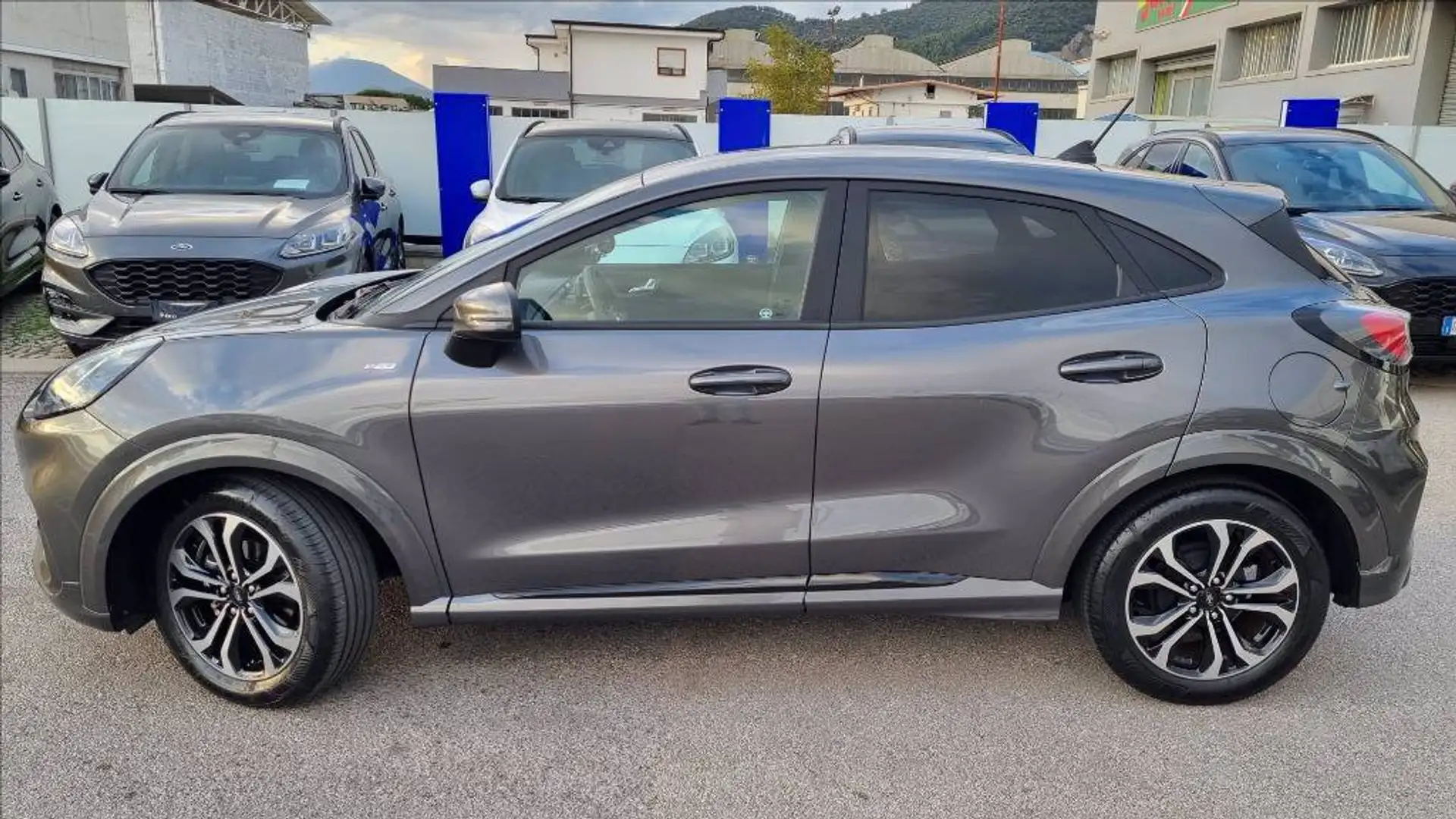 Ford Puma 1.0 ecoboost h st-line s&s 125cv Grigio - 2