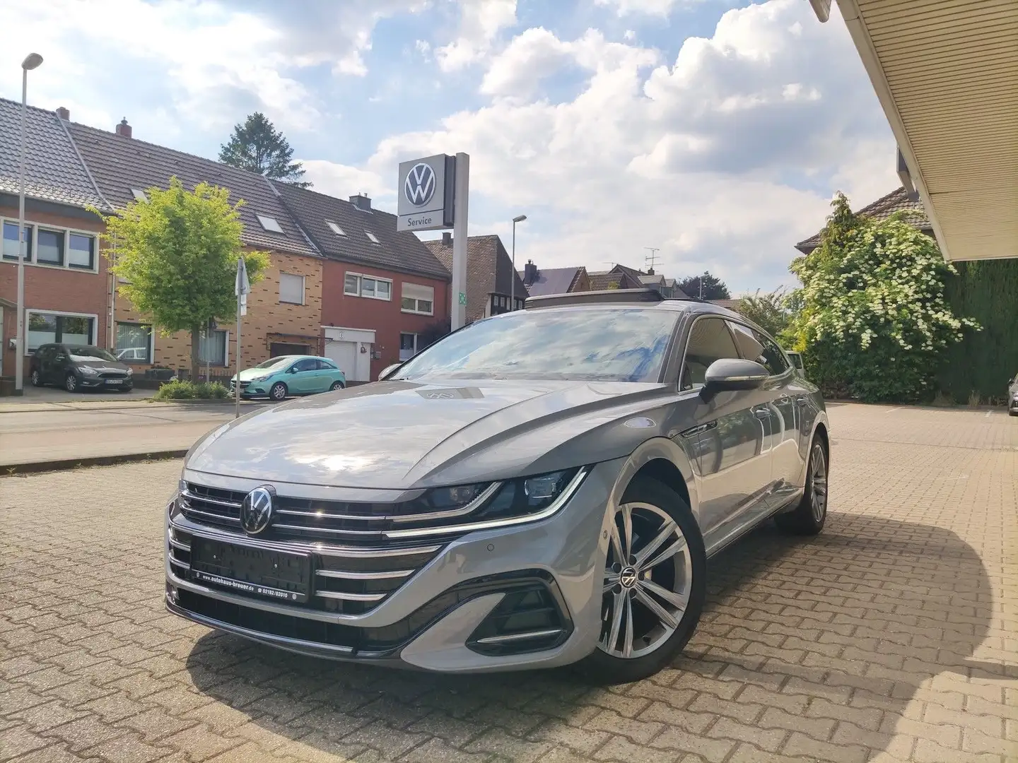 Volkswagen Arteon Shooting Brake R-Line,PANO,KAM,AHK,GJR Gris - 1