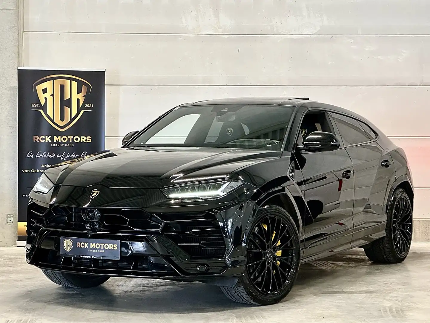 Lamborghini Urus Lamborghini URUS // ALL IN BLACK // Negro - 1