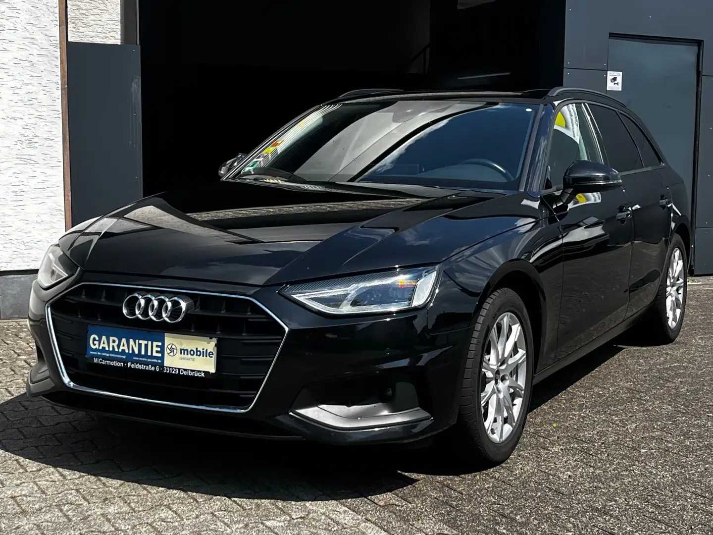 Audi A4 Avant 40 TDI MwSt. ausweisbar/ PreSense/ AHK Noir - 2