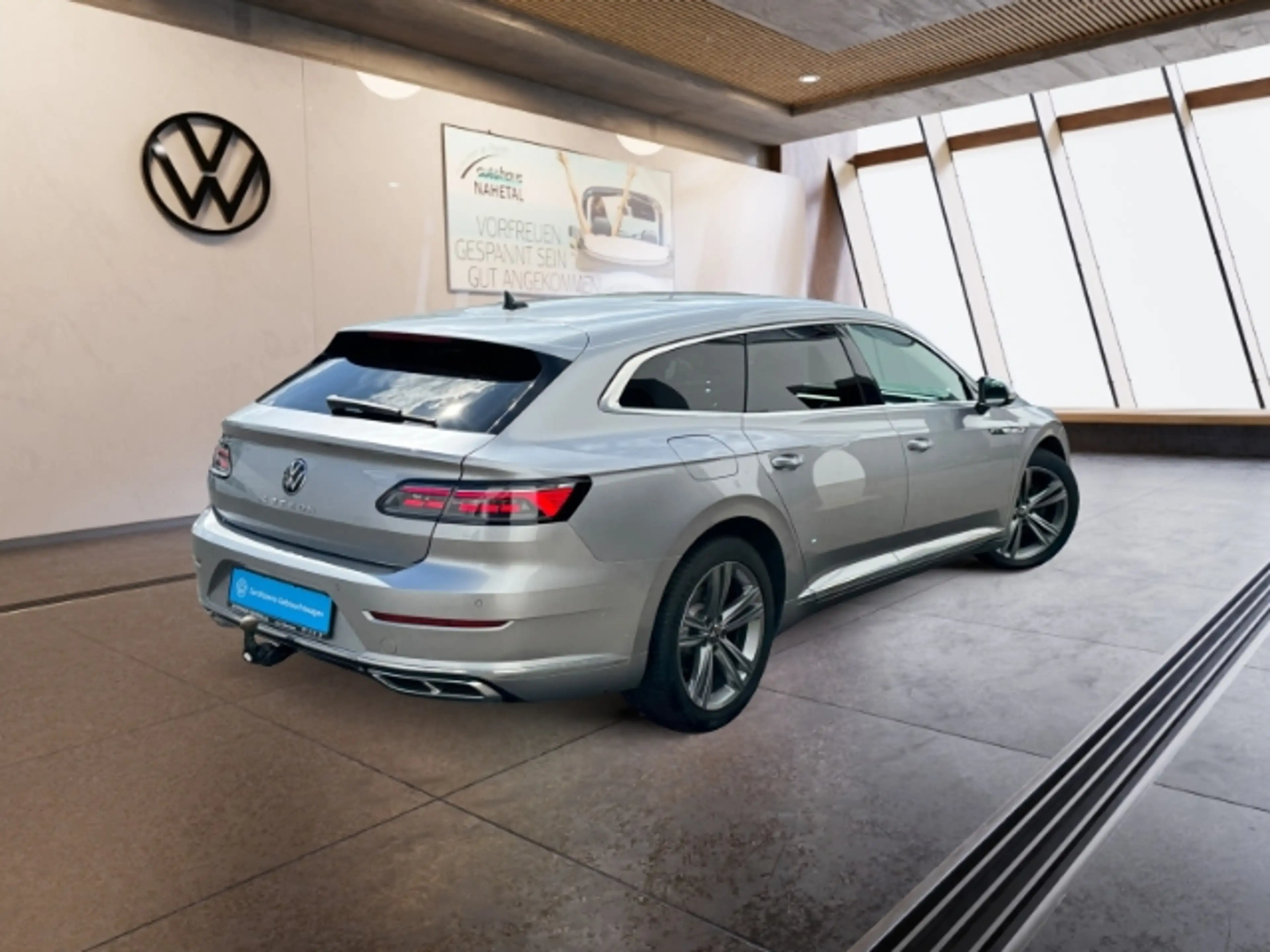 Volkswagen Arteon Shooting Brake 2.0TDI DSG R-Line IQ-LIGHT NAVI 18' — photo 5