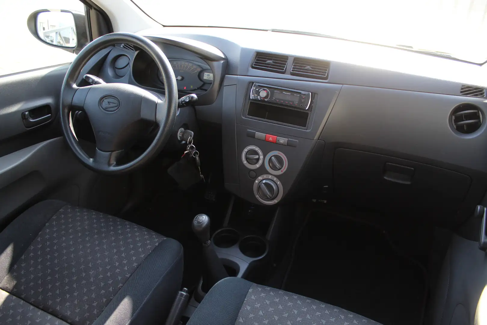 Daihatsu Cuore 1.0 Trend Radio CD-Speler/Centrale deurvergrendeli Zwart - 2
