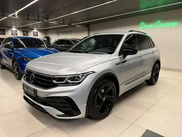 Volkswagen Tiguan 2.0 TDI 150 CV DSG R-LINE UNICOPROPRIETARIO