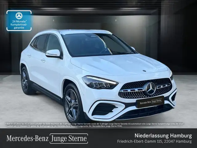 Mercedes-Benz GLA 180 AMG+AHK+LED+KAMERA+TOTW+KEYLESS+7G
