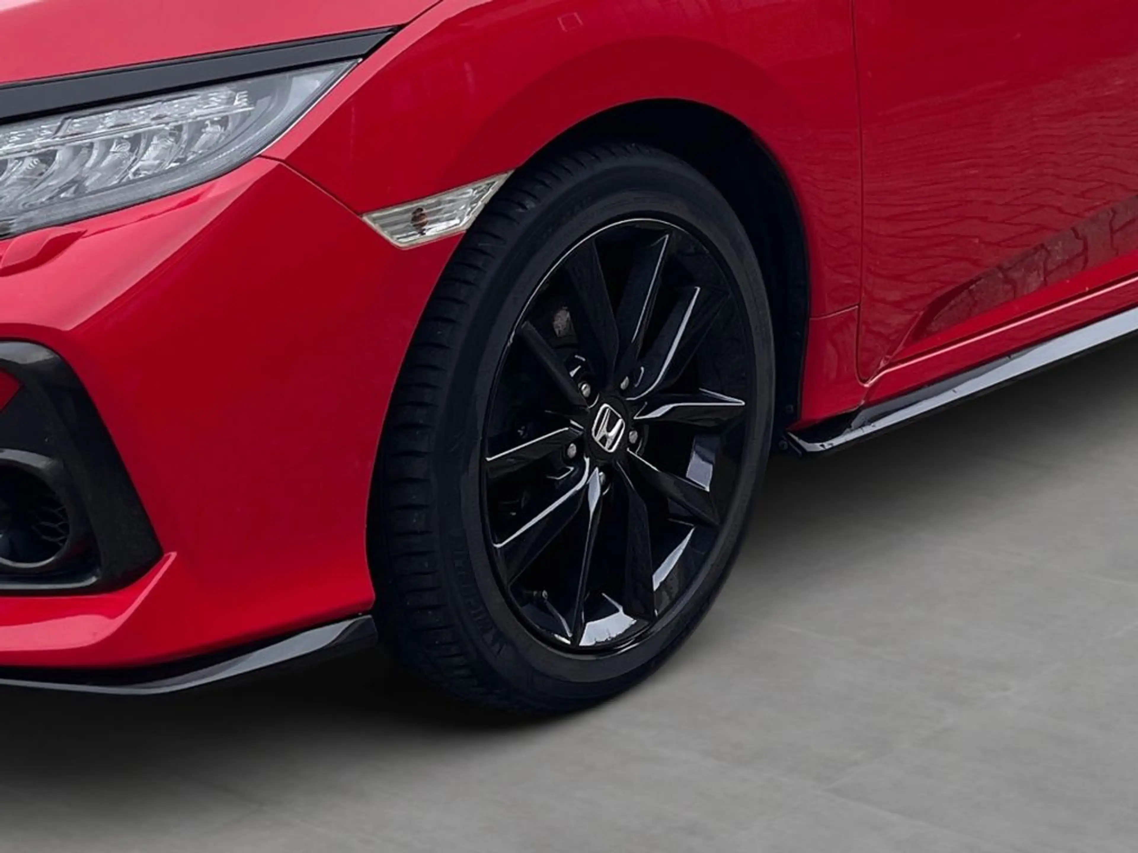 Honda Civic 1.0 i-VTEC Turbo Comfort Sport Line — photo 6