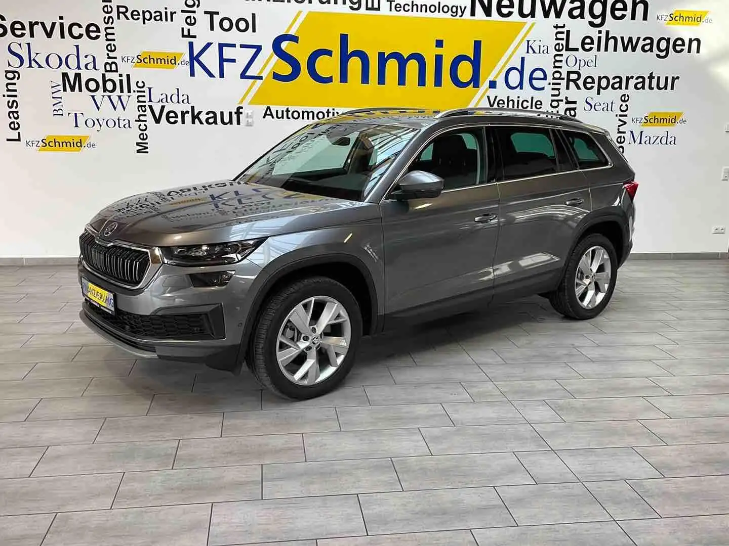 Skoda Kodiaq 2.0 TDI **4x4**Navi**AHK**Standheizung** Szürke - 1