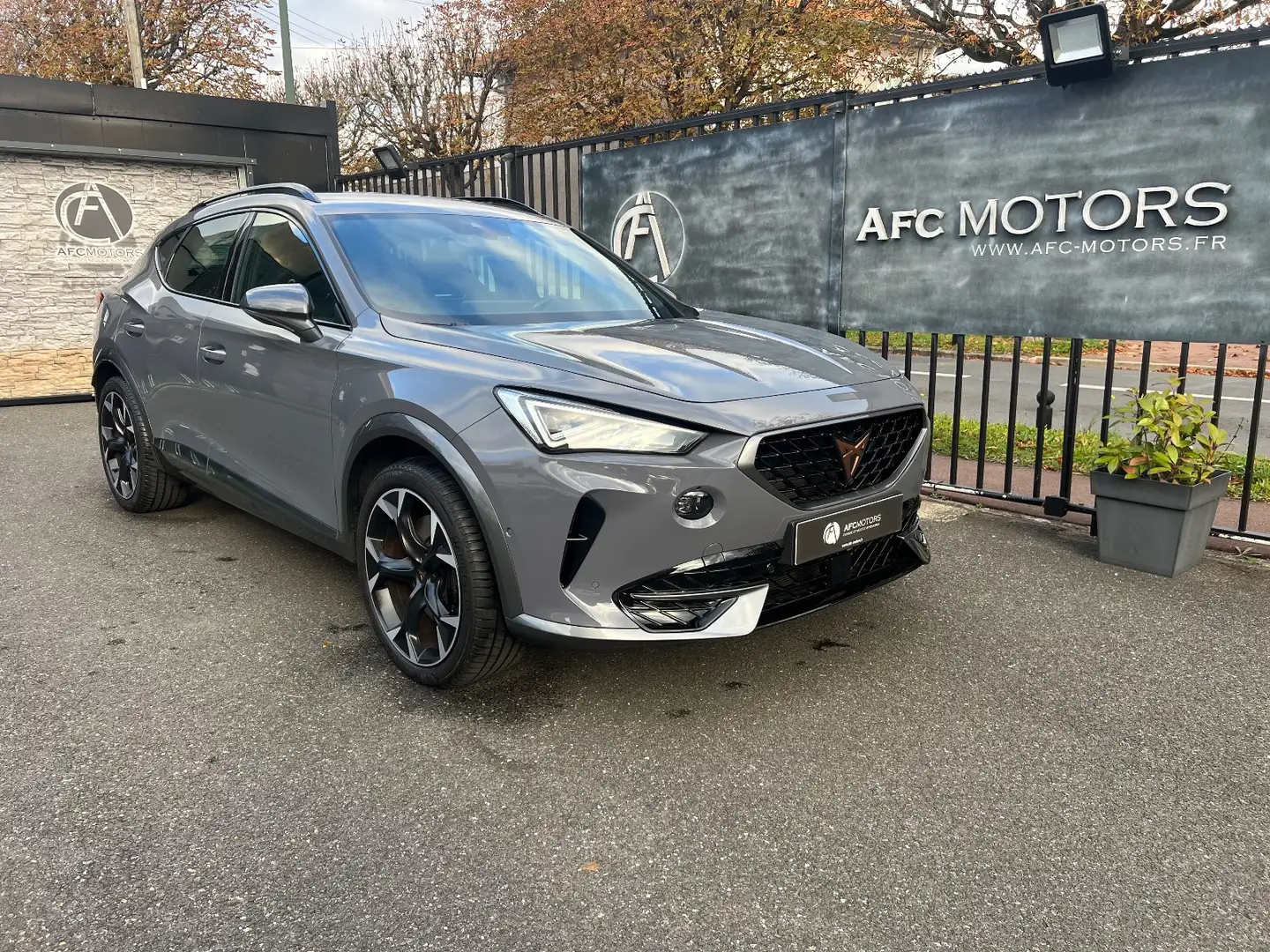 CUPRA Formentor VZ e-Hybrid 245 Ch DSG 6 Gris - 1