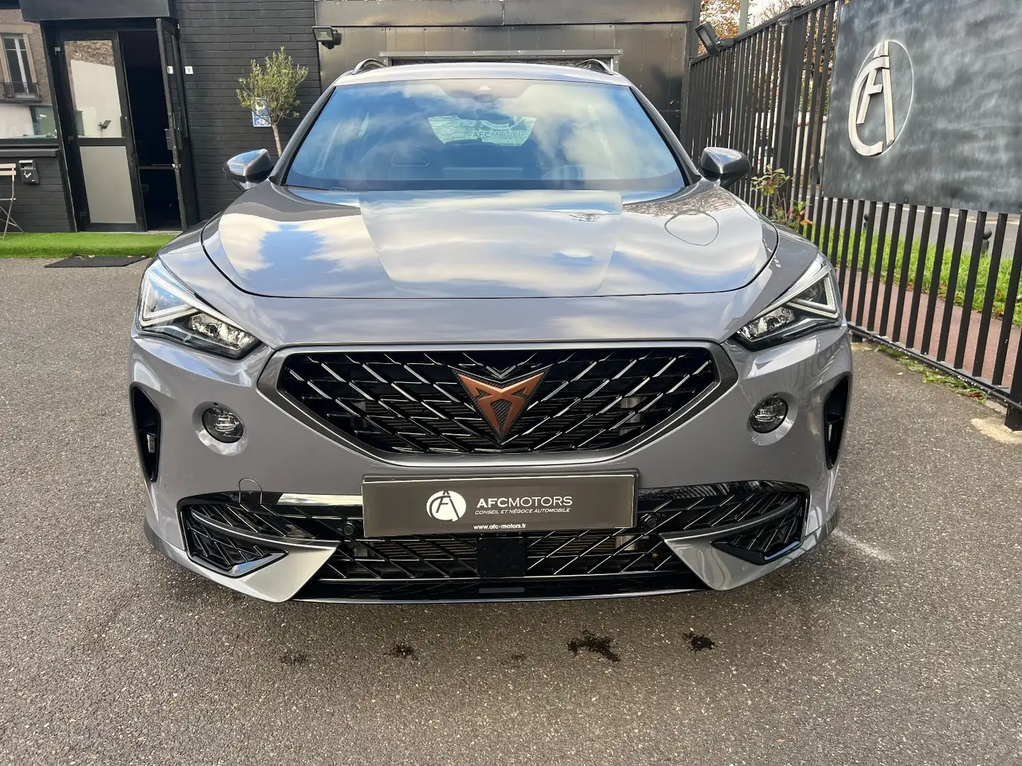 CUPRA Formentor VZ e-Hybrid 245 Ch DSG 6 Gris - 2