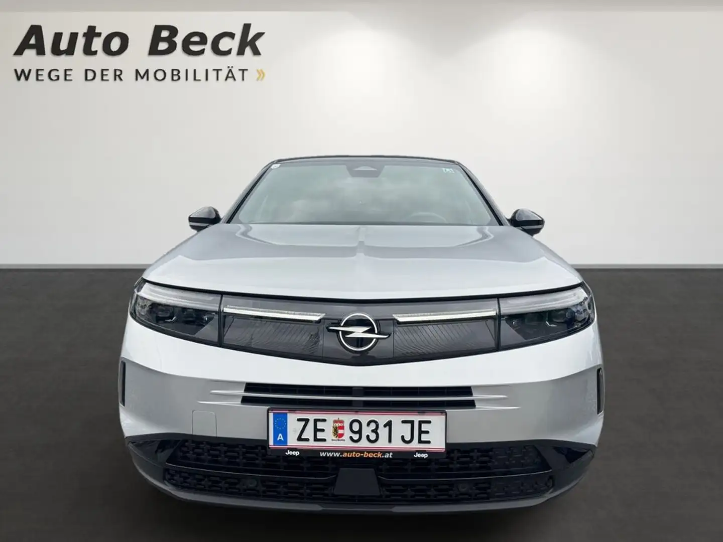 Opel Grandland 1.2 MHEV GS Aut. Silber - 2