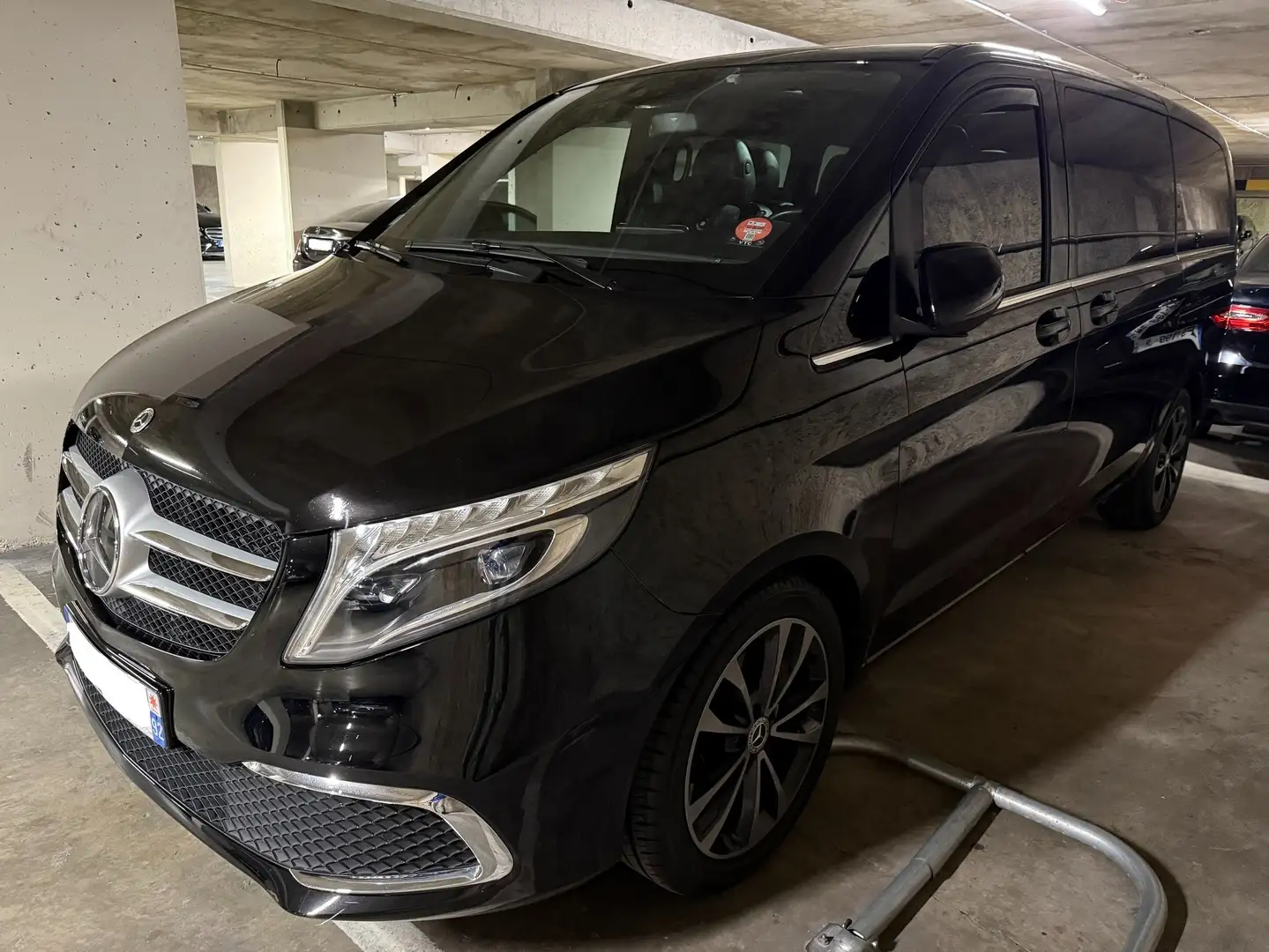 Mercedes-Benz V 300 49000ht 300 D LONG  AVANTGARDE INTEGRALE 9G-TRONIC Negro - 2