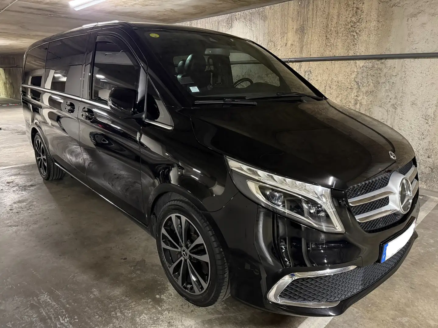 Mercedes-Benz V 300 49000ht 300 D LONG  AVANTGARDE INTEGRALE 9G-TRONIC Negro - 1
