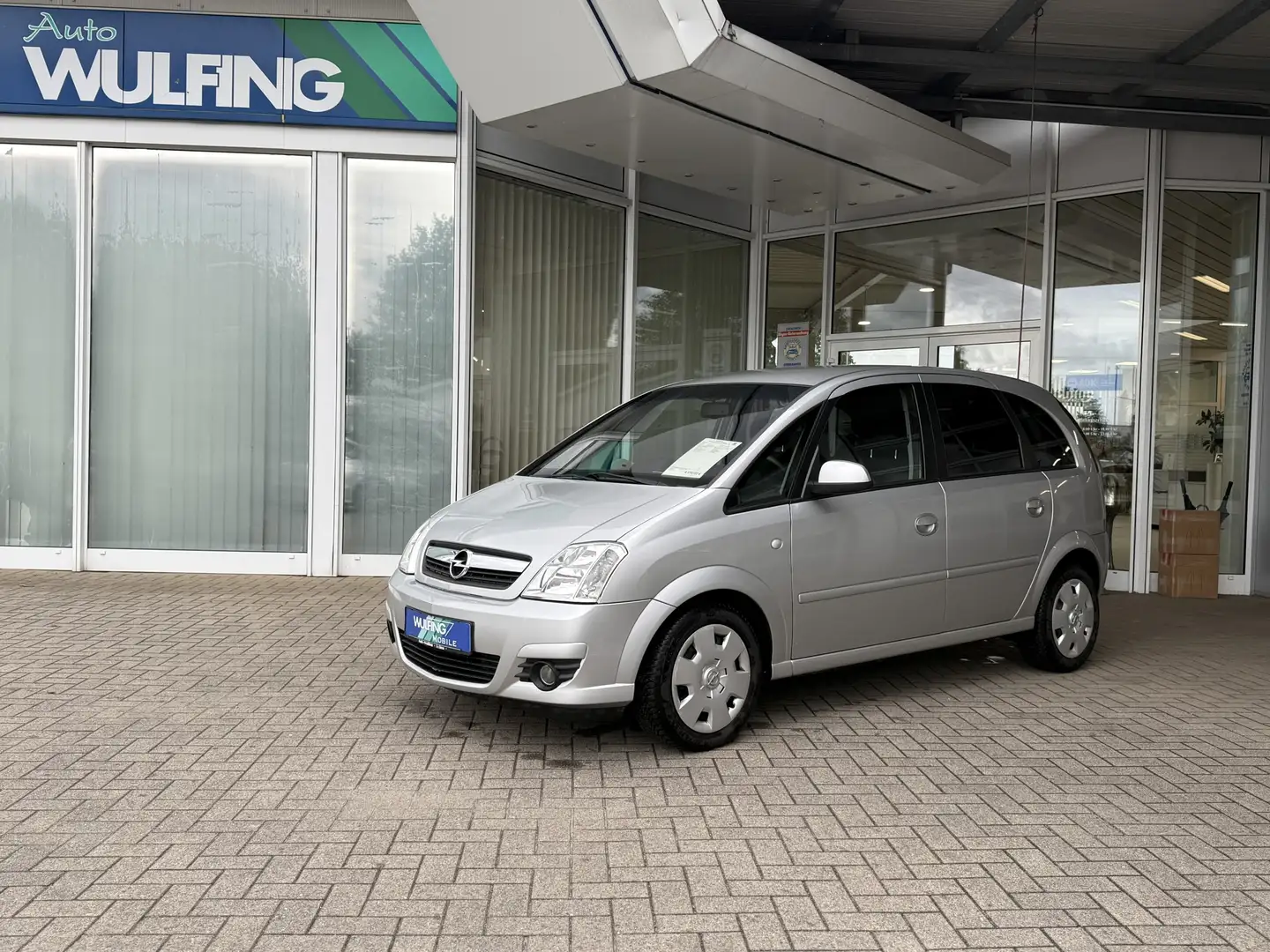 Opel Meriva 1.4 Klima MP3 Komfort-Paket Silber - 1