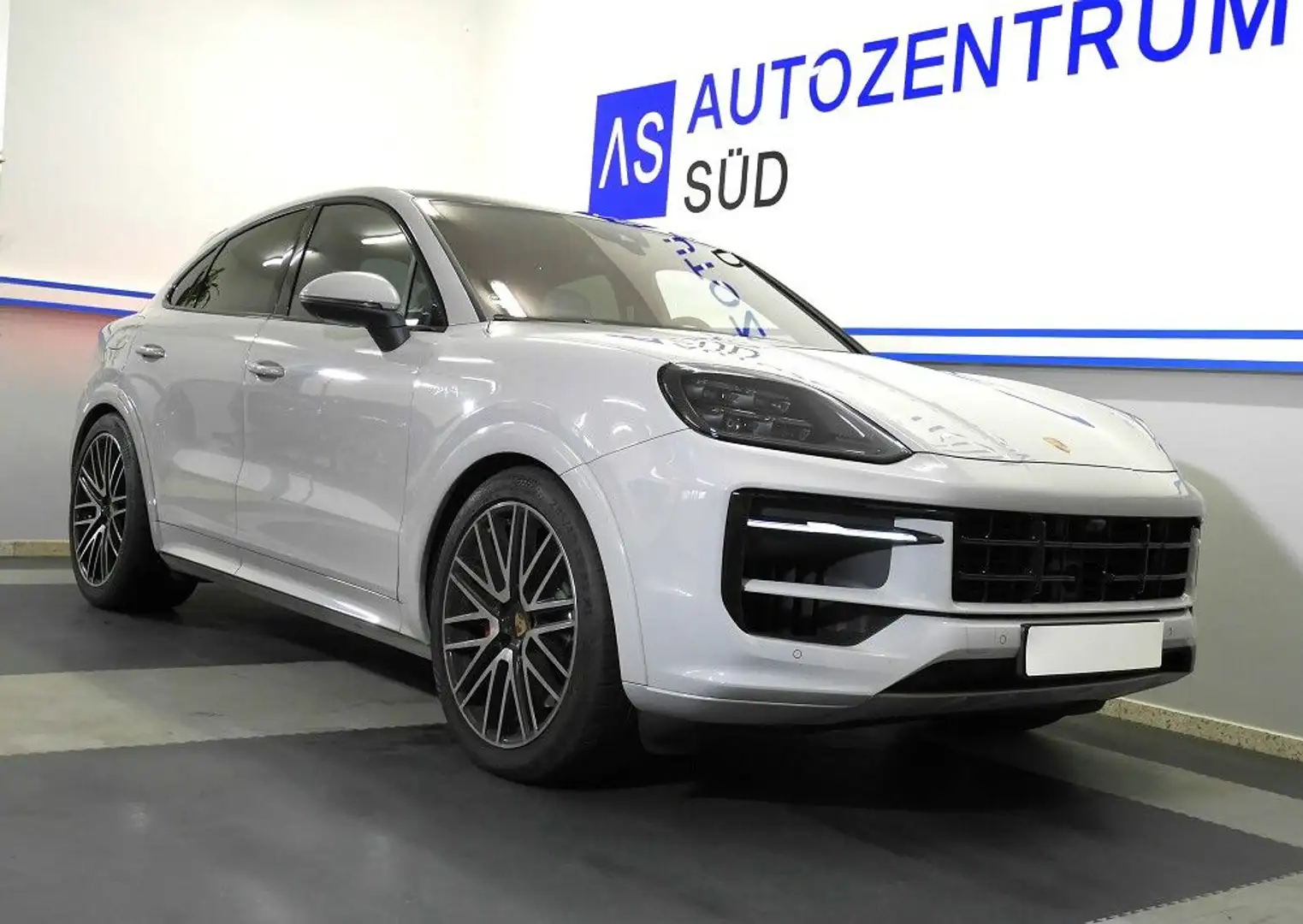 Porsche Cayenne Coupe S Matrix I BOSE I PANO I HUD I SH Grijs - 2