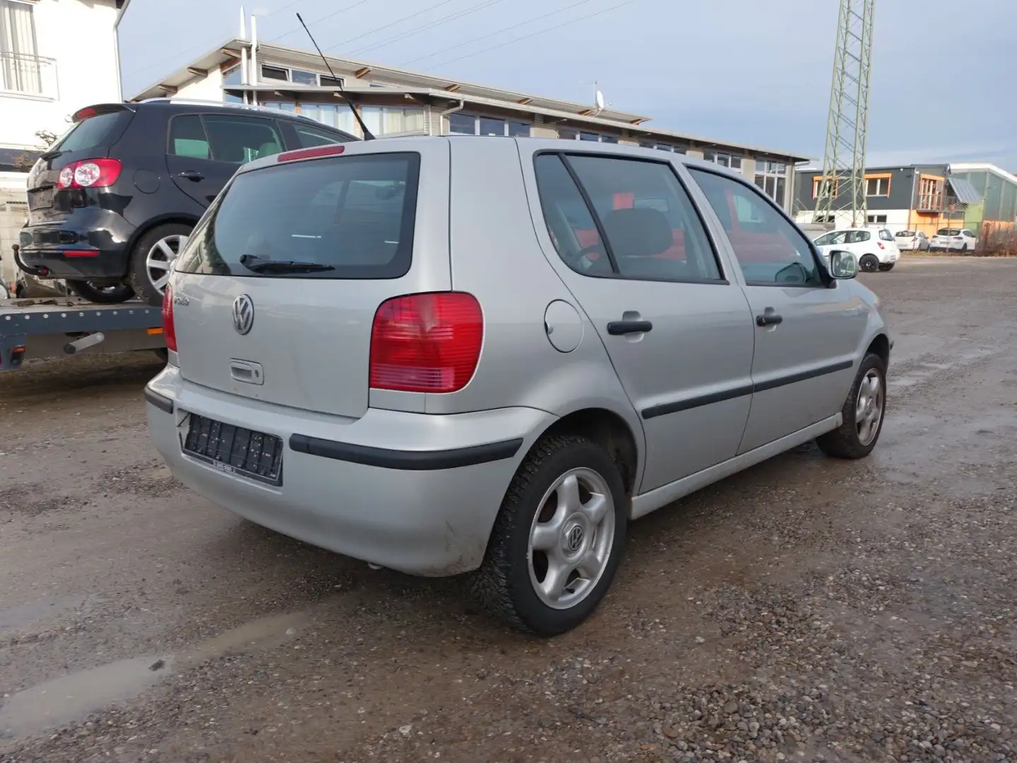 Volkswagen Polo 1.0 TRENDLINE Silber - 2