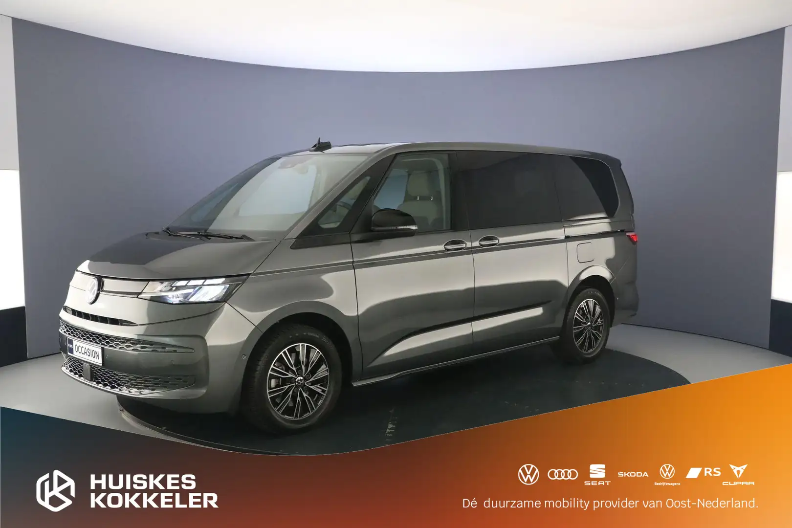 Volkswagen T7 Multivan 1.4 218pk DSG eHybrid L2 | 7-zits | Navigatie | vi Grijs - 1