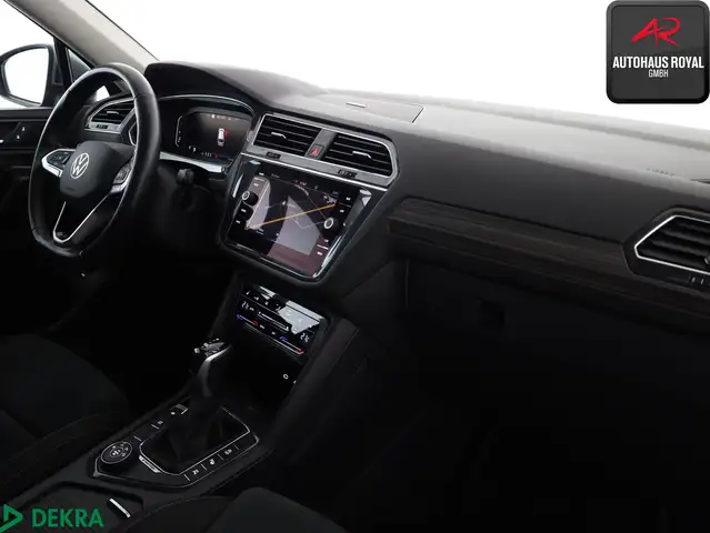 Volkswagen Tiguan Allspace view 10